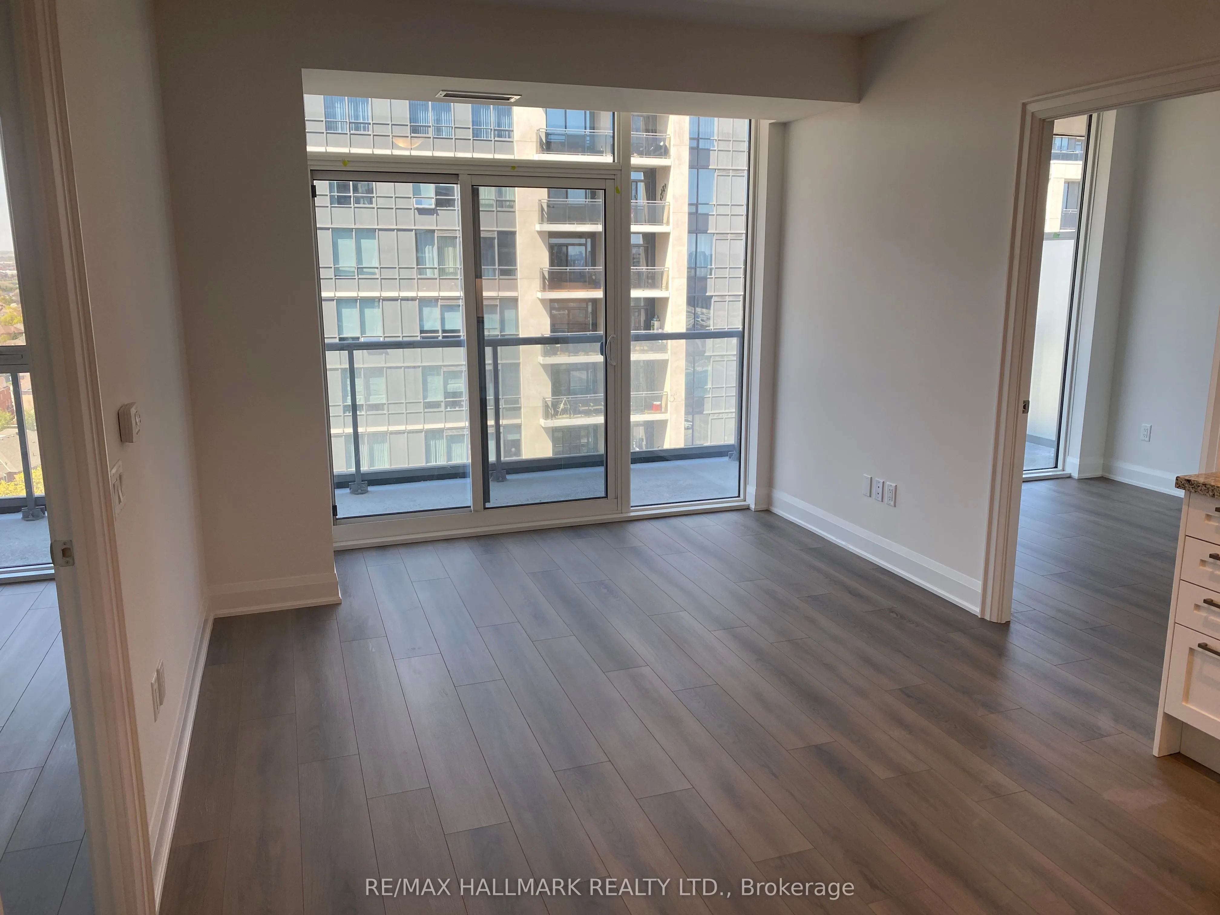 20 Gatineau Drive, #912