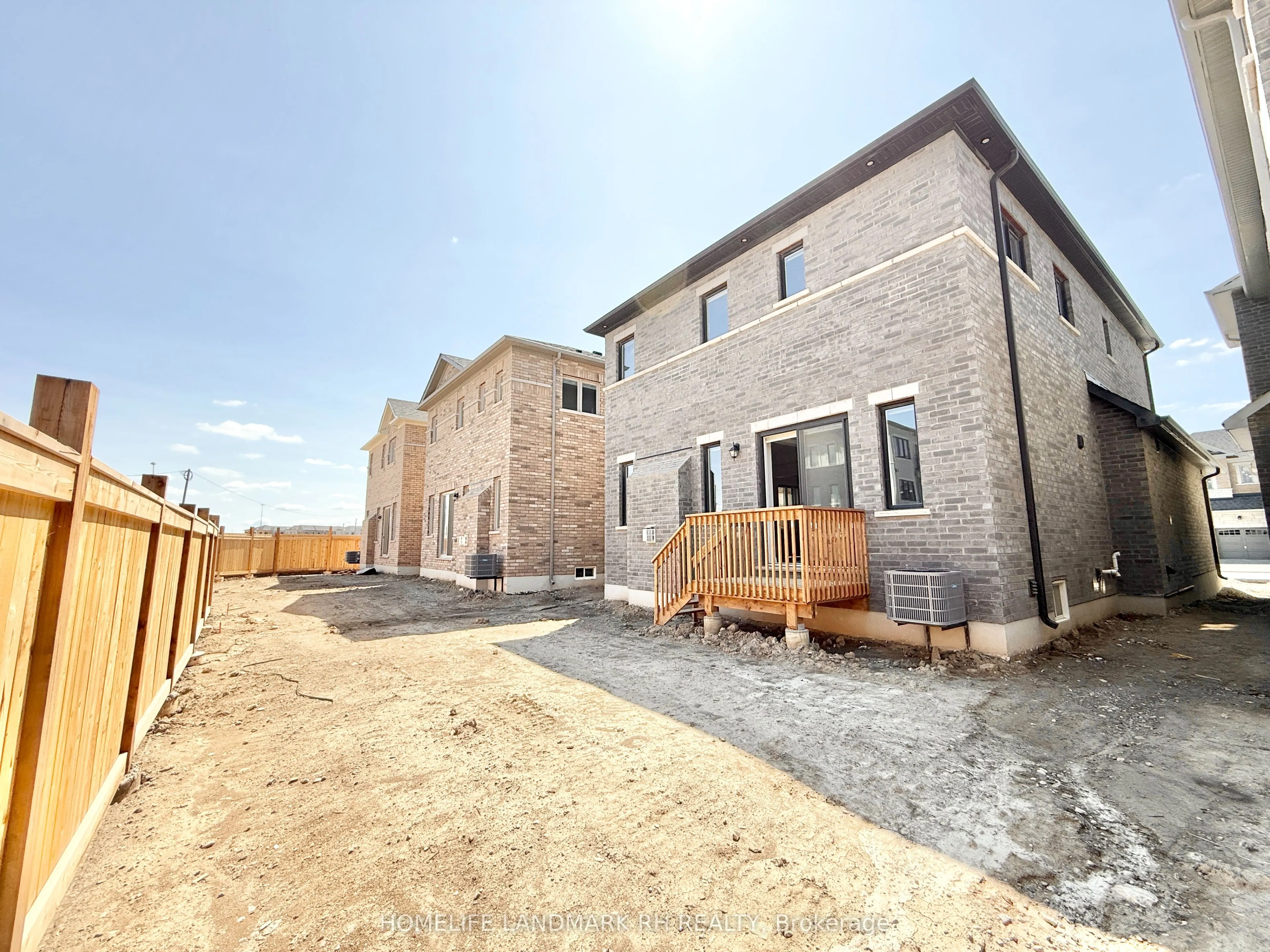8 Boccella Crescent