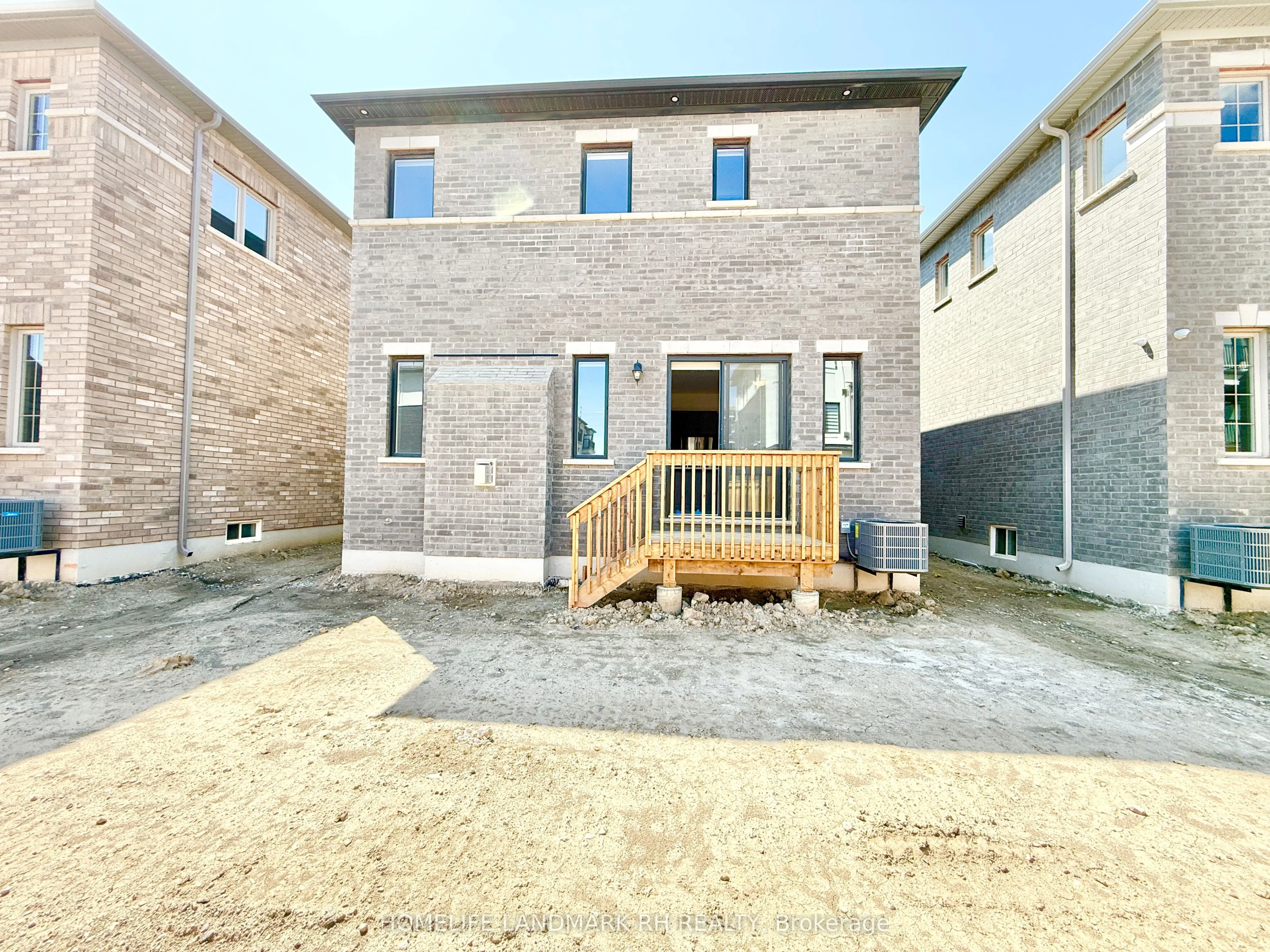 8 Boccella Crescent