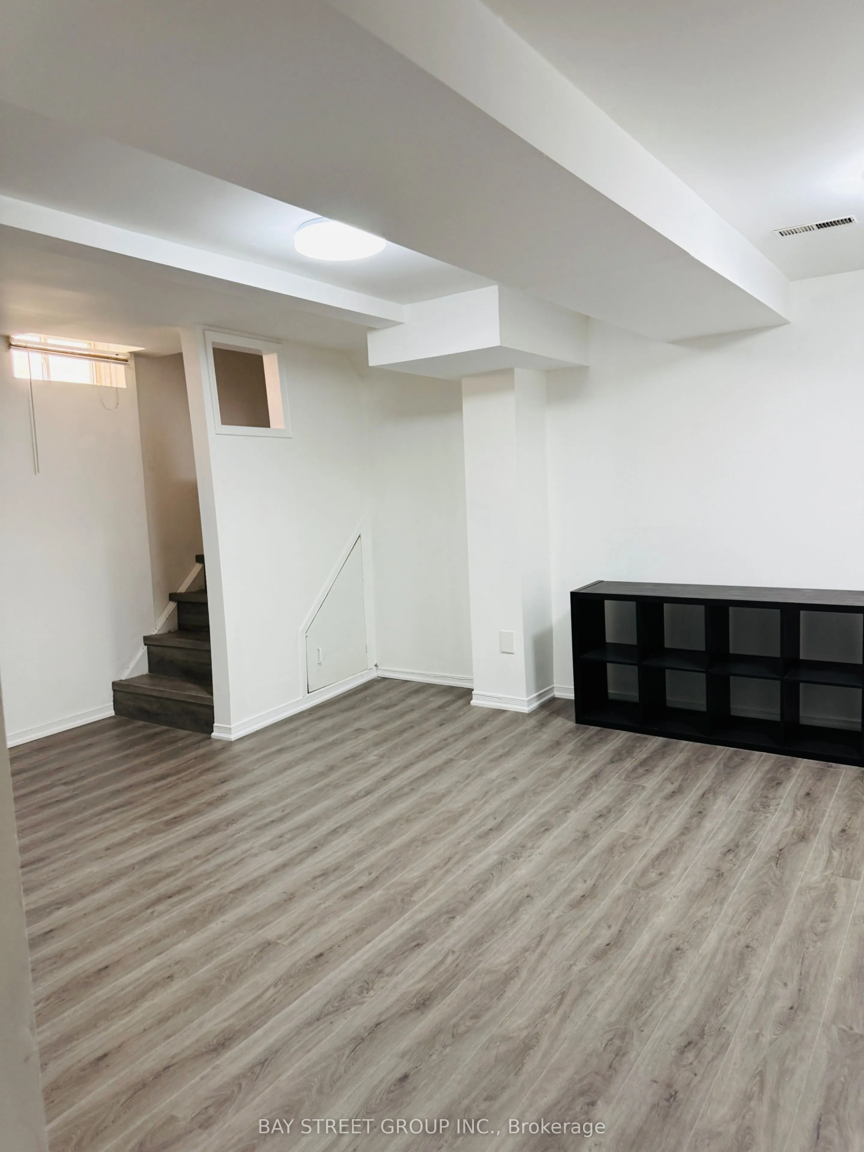150 Savage Spt bsmt Road