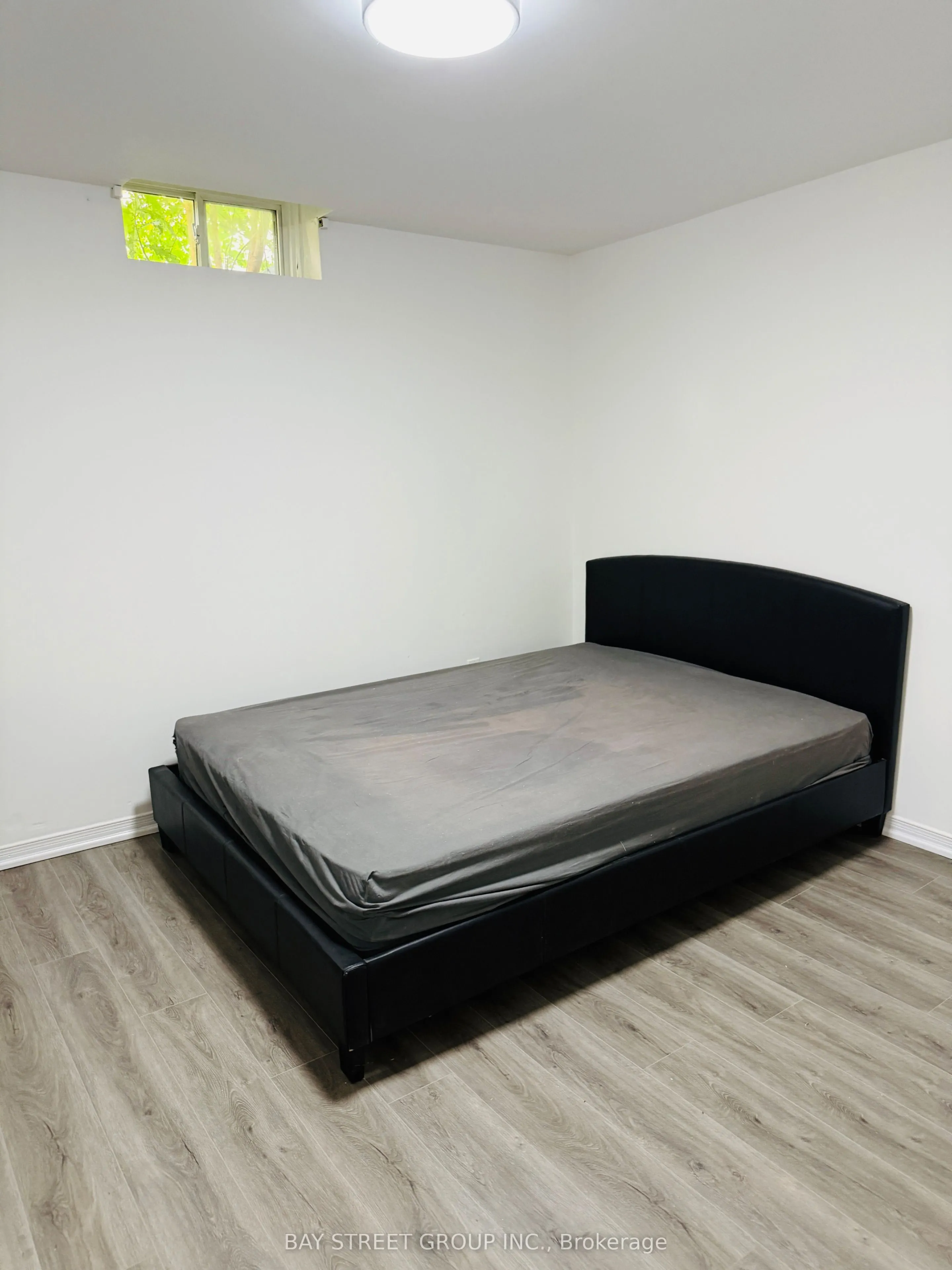 150 Savage Spt bsmt Road