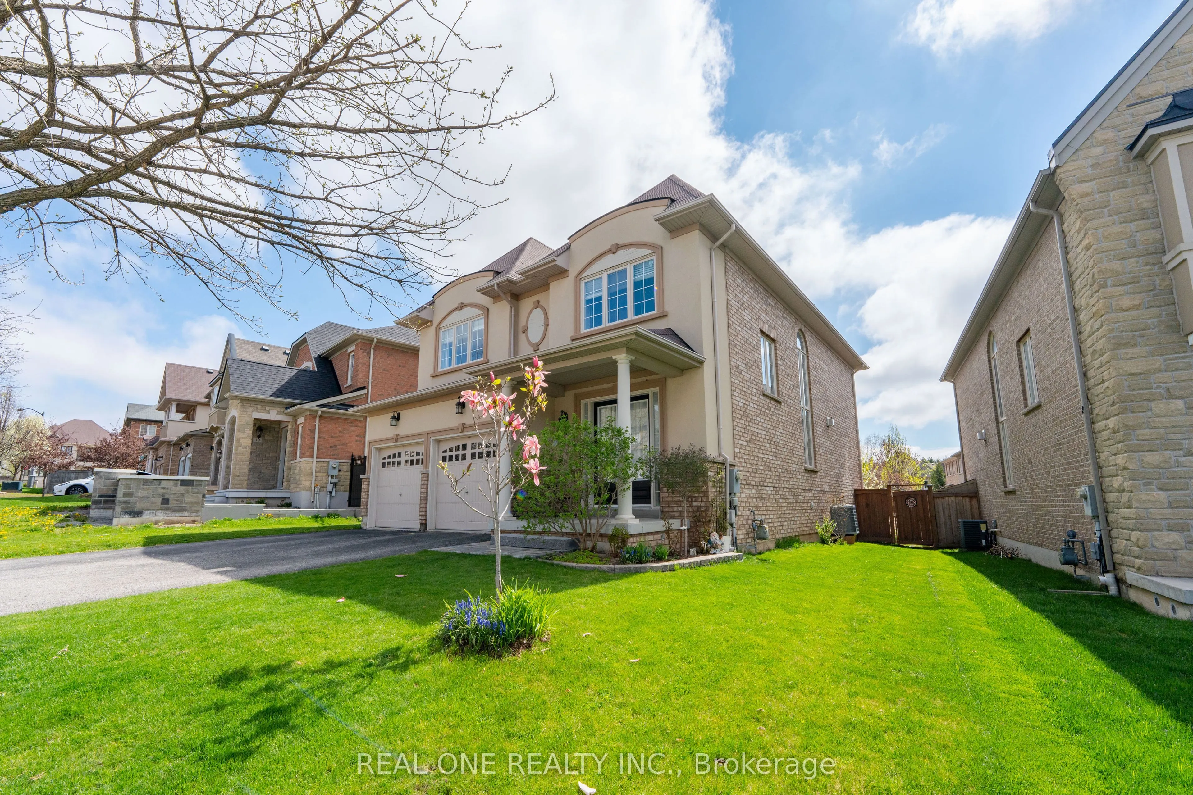 11 Zoran Lane