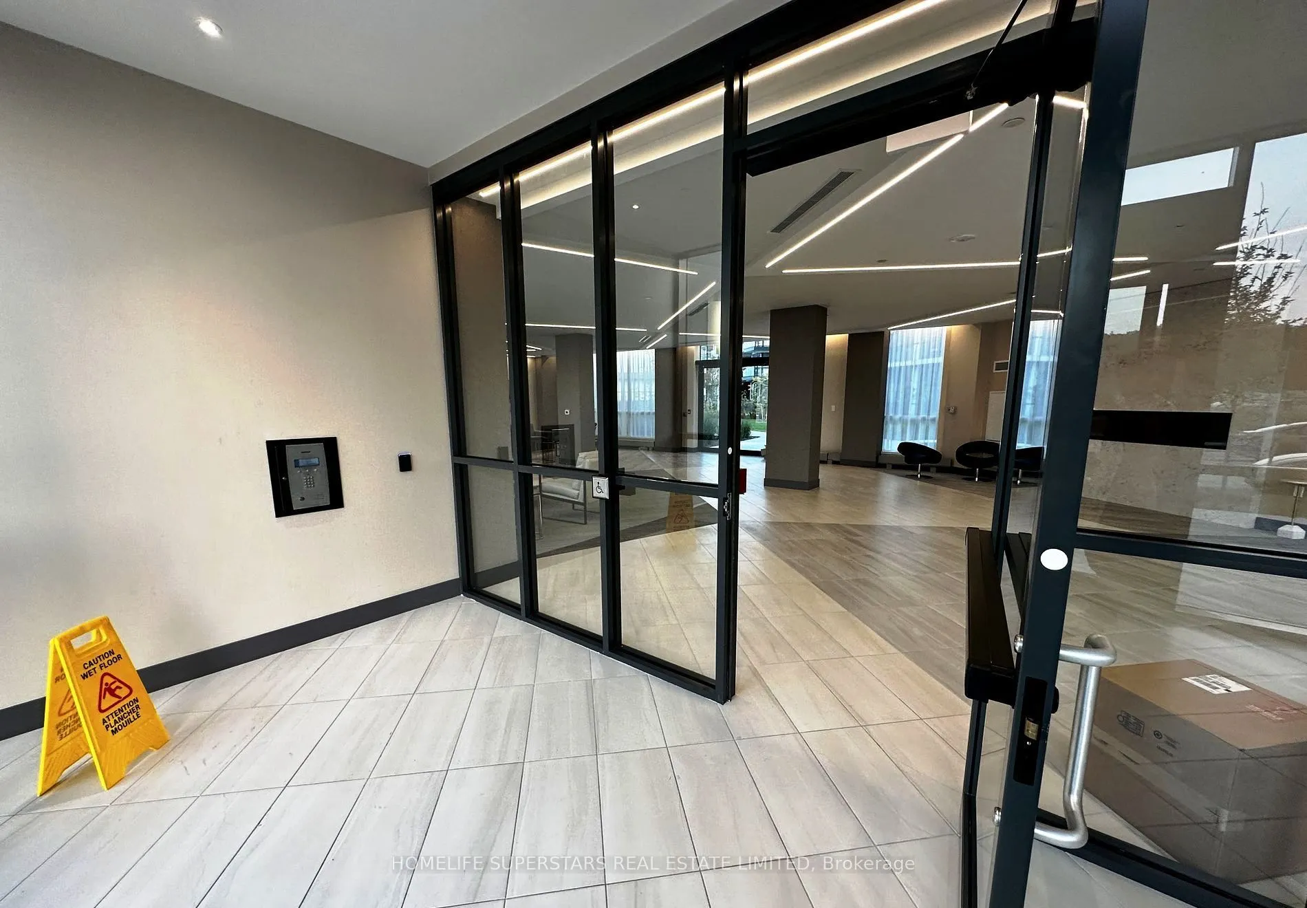 415 Sea Ray Avenue, #407
