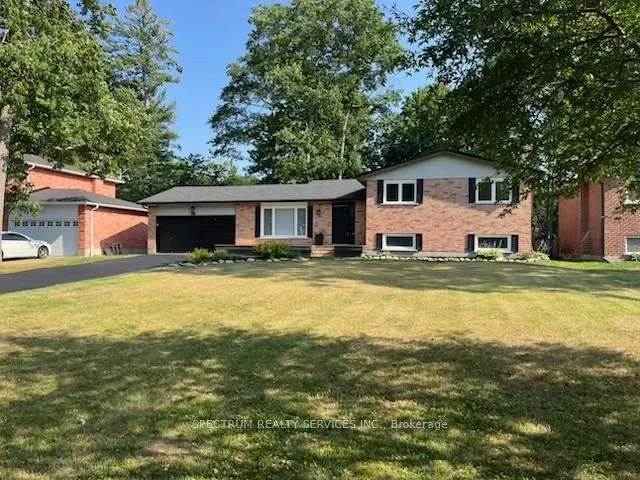 52 French Crescent