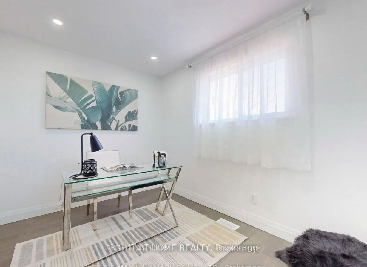 11 Jasper Drive