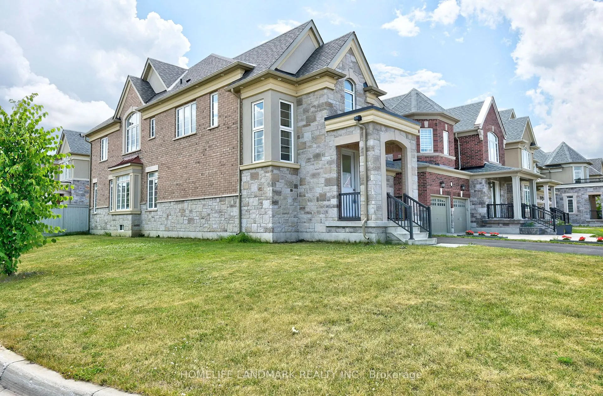 99 Beckett Avenue