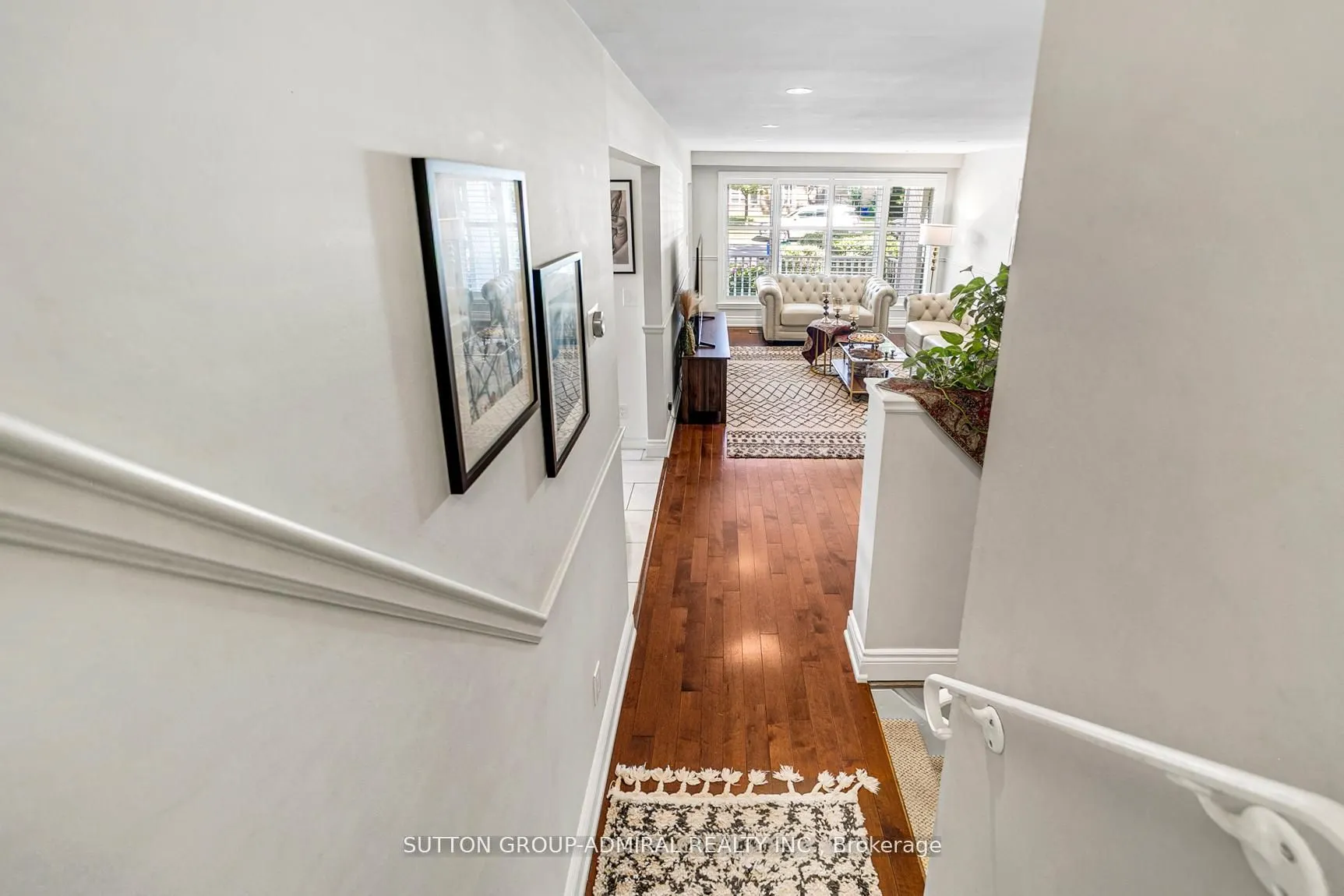 10 Kitimat Crescent