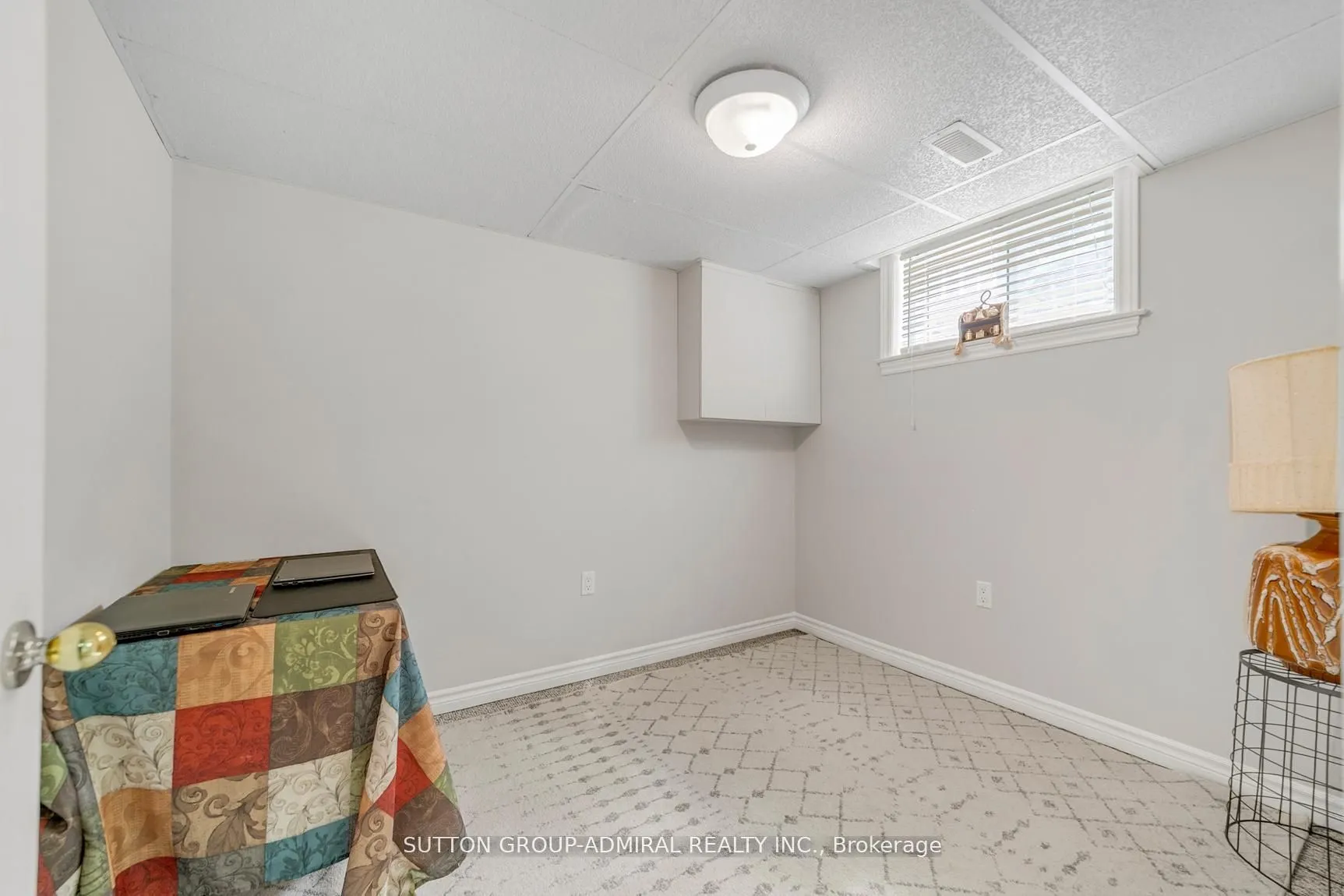 10 Kitimat Crescent