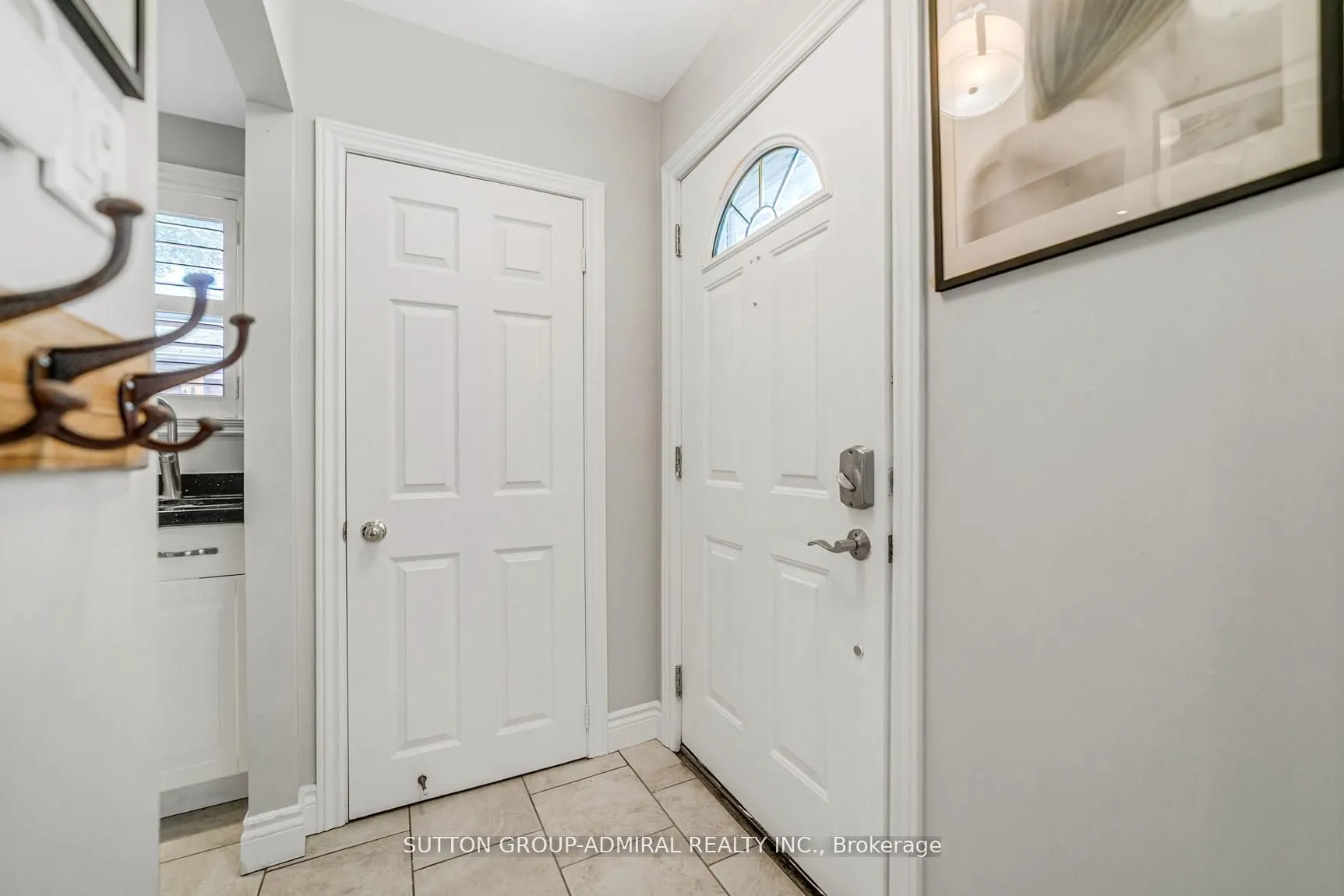 10 Kitimat Crescent