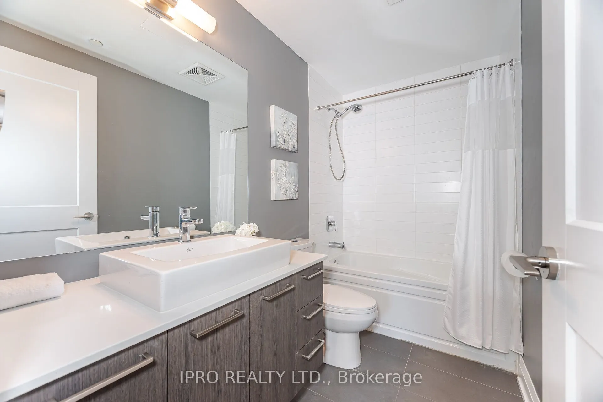 4800 Highway 7 Street, #105