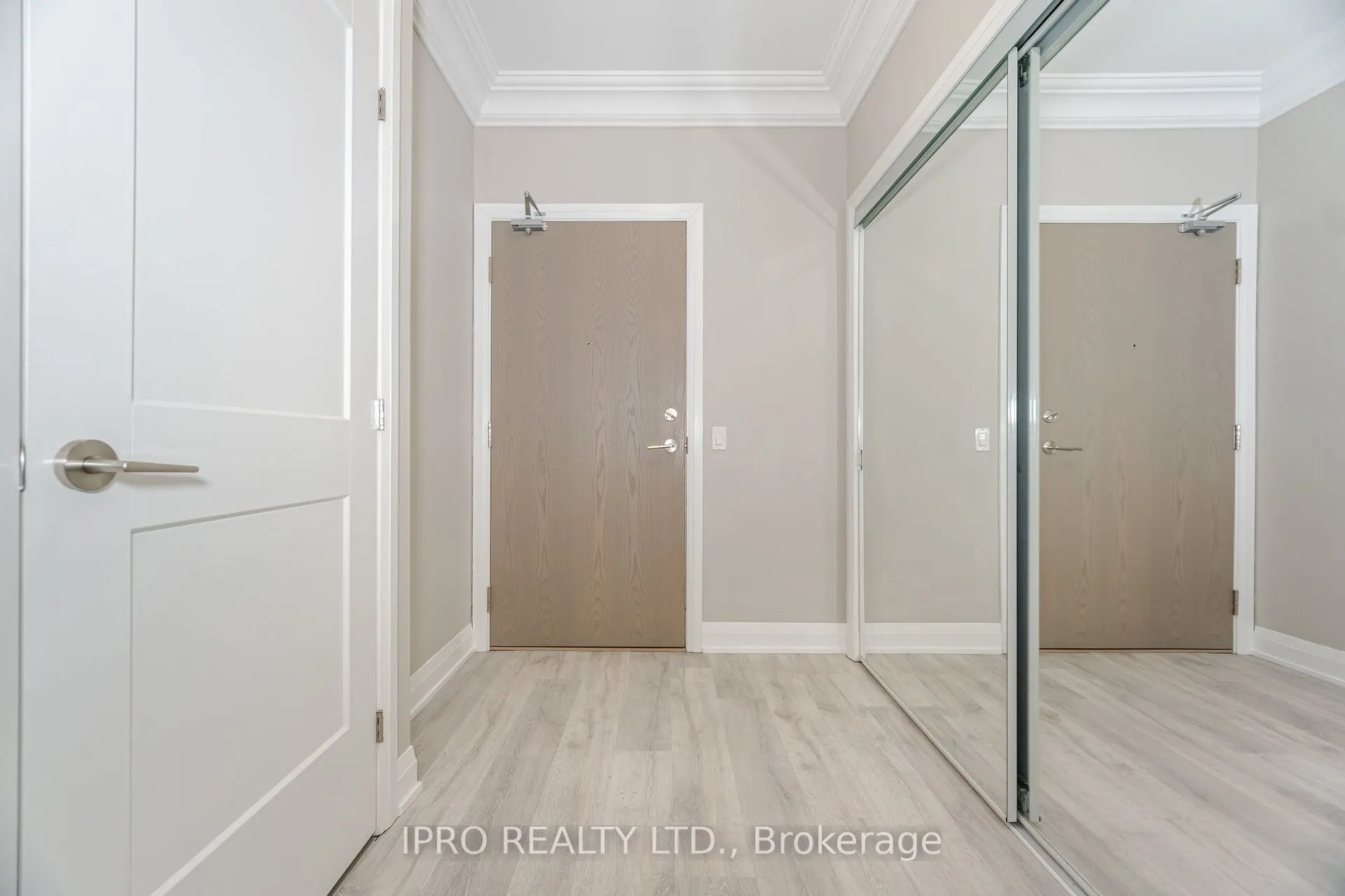 4800 Highway 7 Street, #105