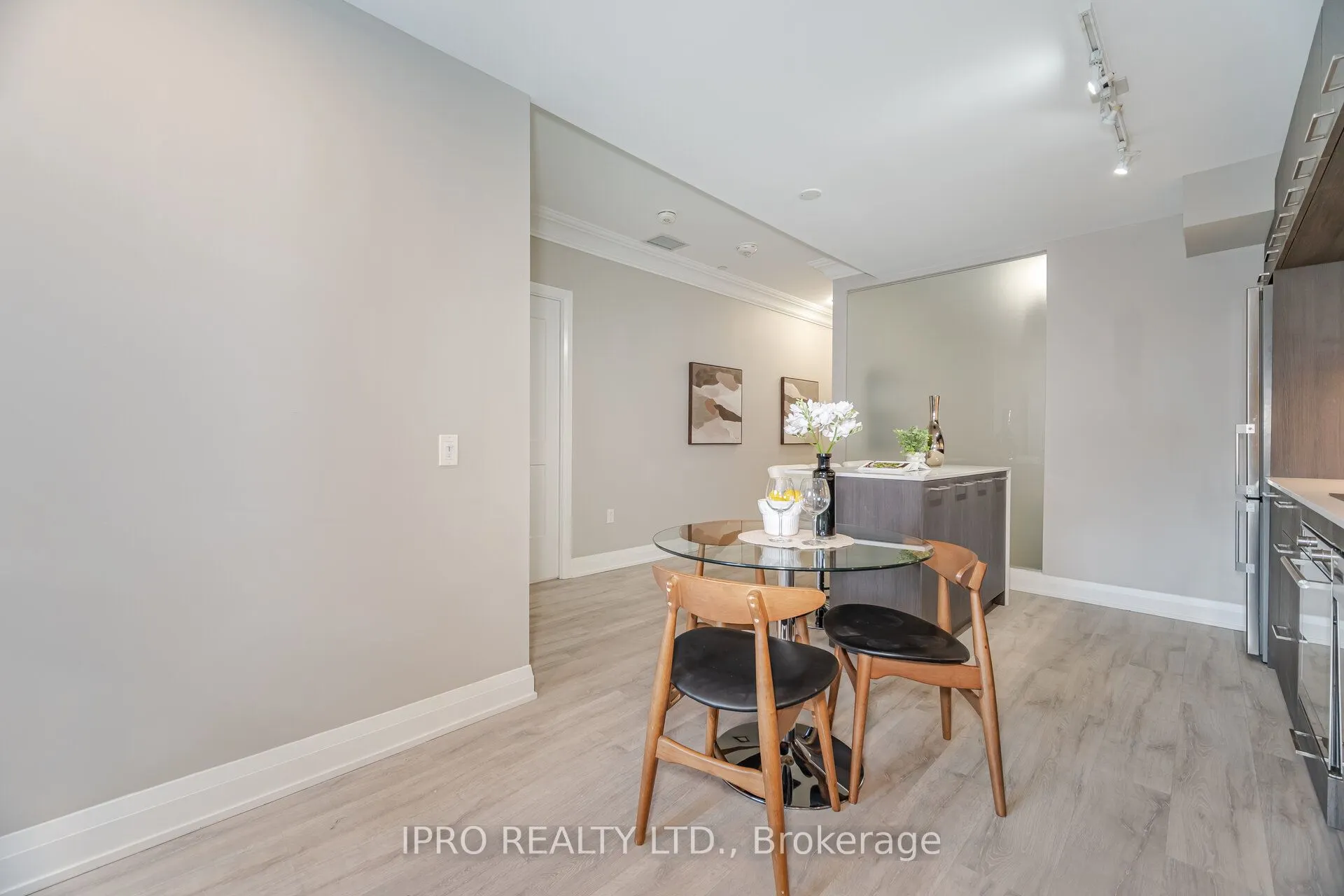 4800 Highway 7 Street, #105