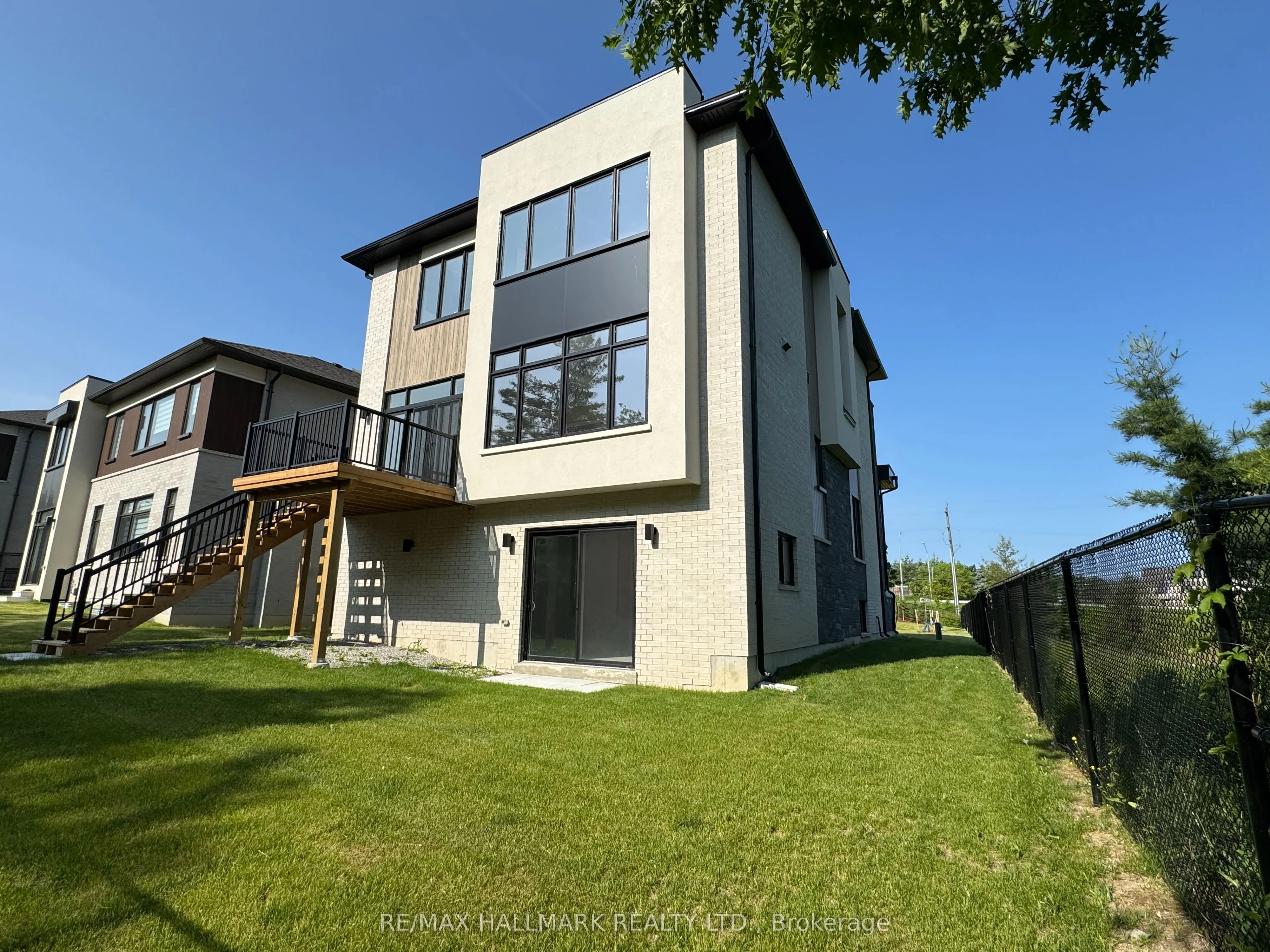 23 Kingwood Lane