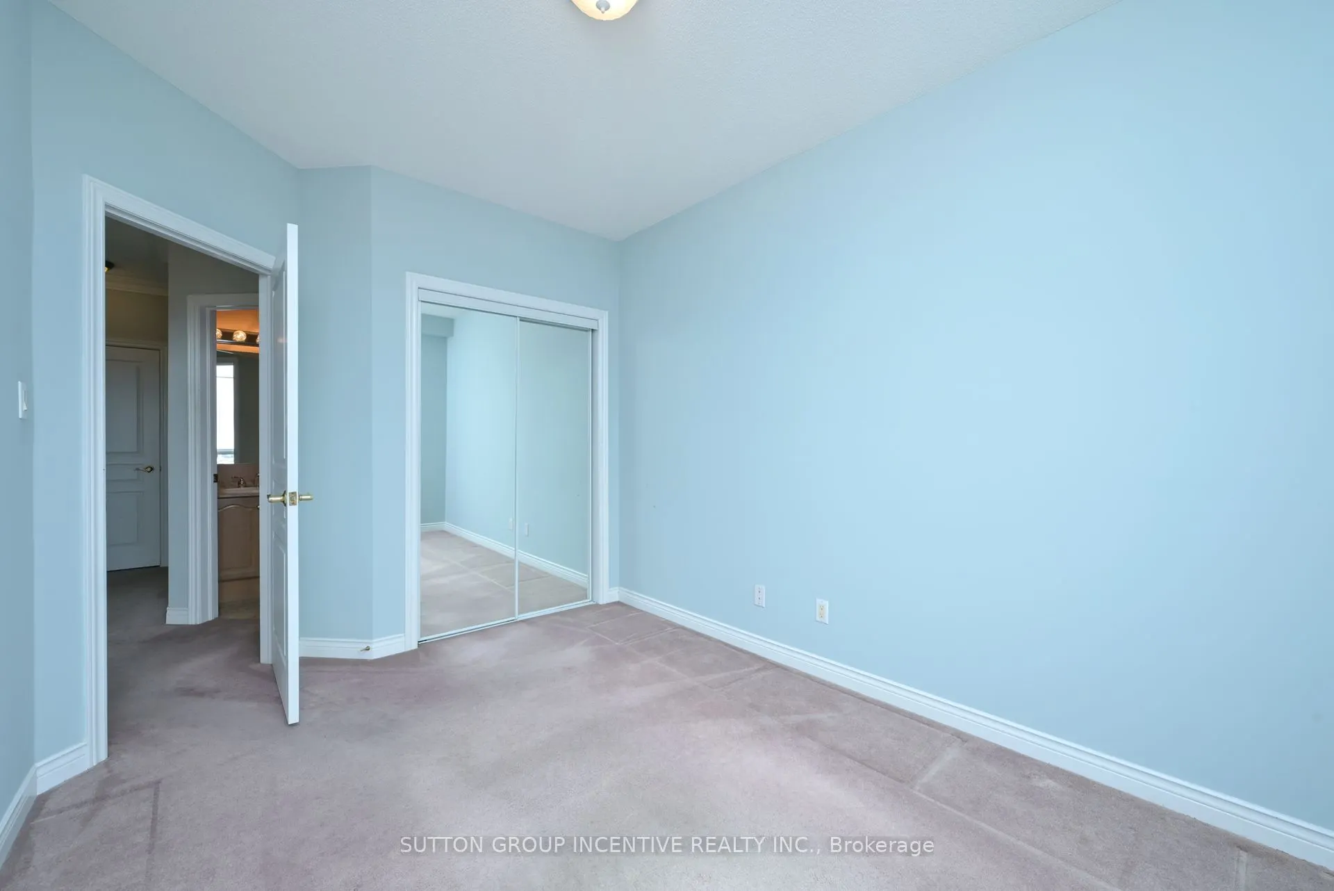 4 Briar Hill Heights, #508