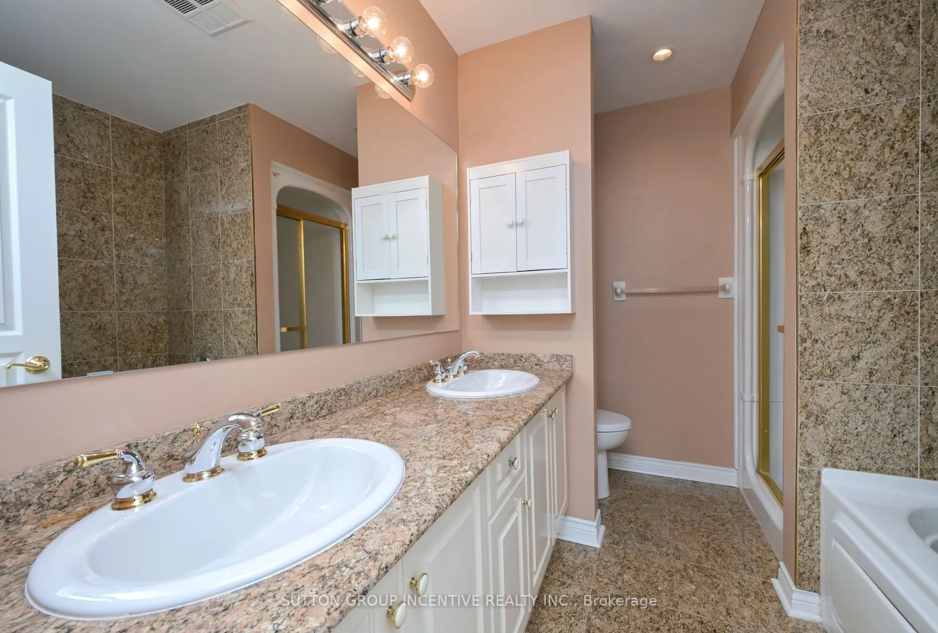 4 Briar Hill Heights, #508