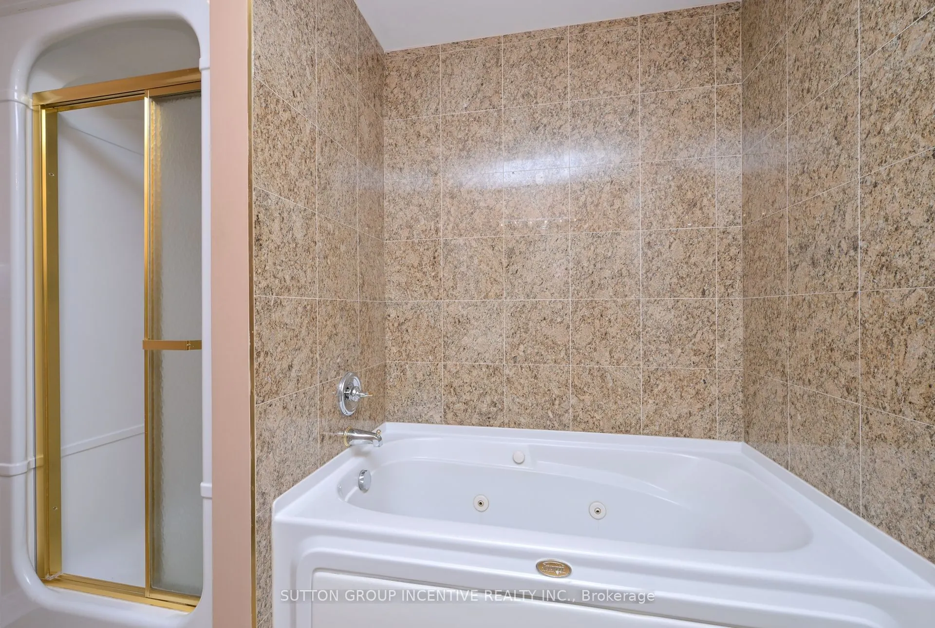 4 Briar Hill Heights, #508