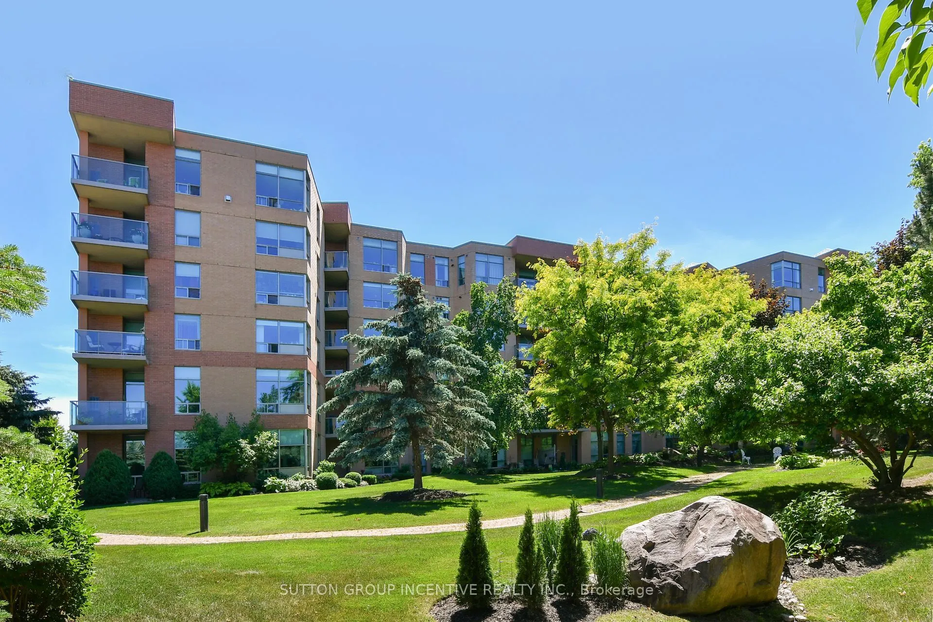 4 Briar Hill Heights, #508