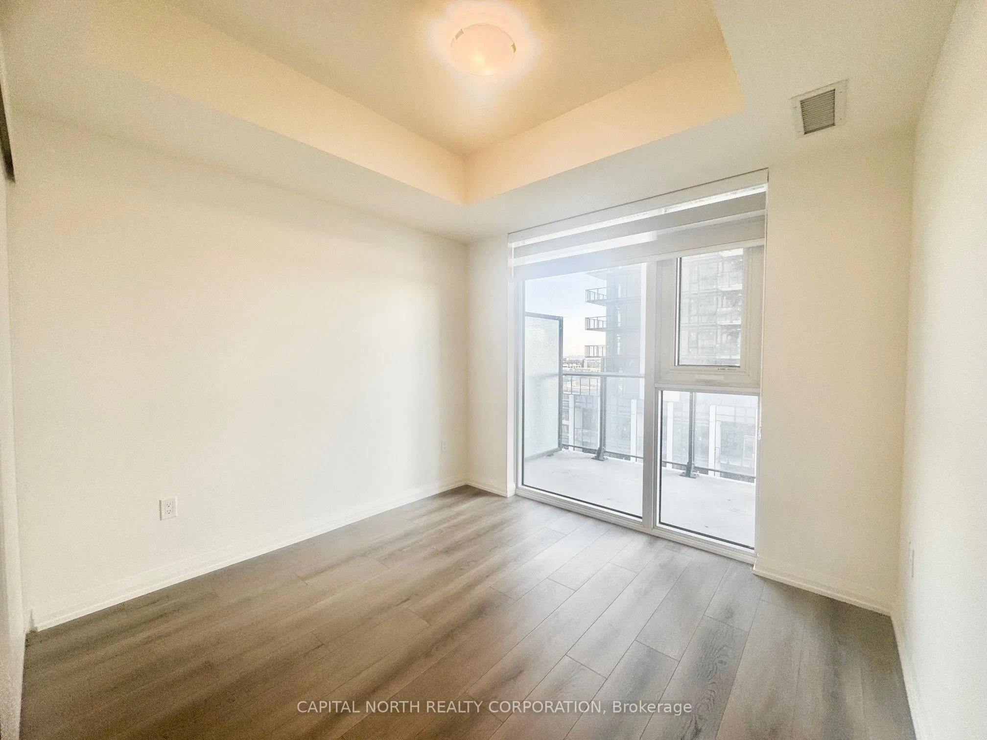8960 Jane Street, #803
