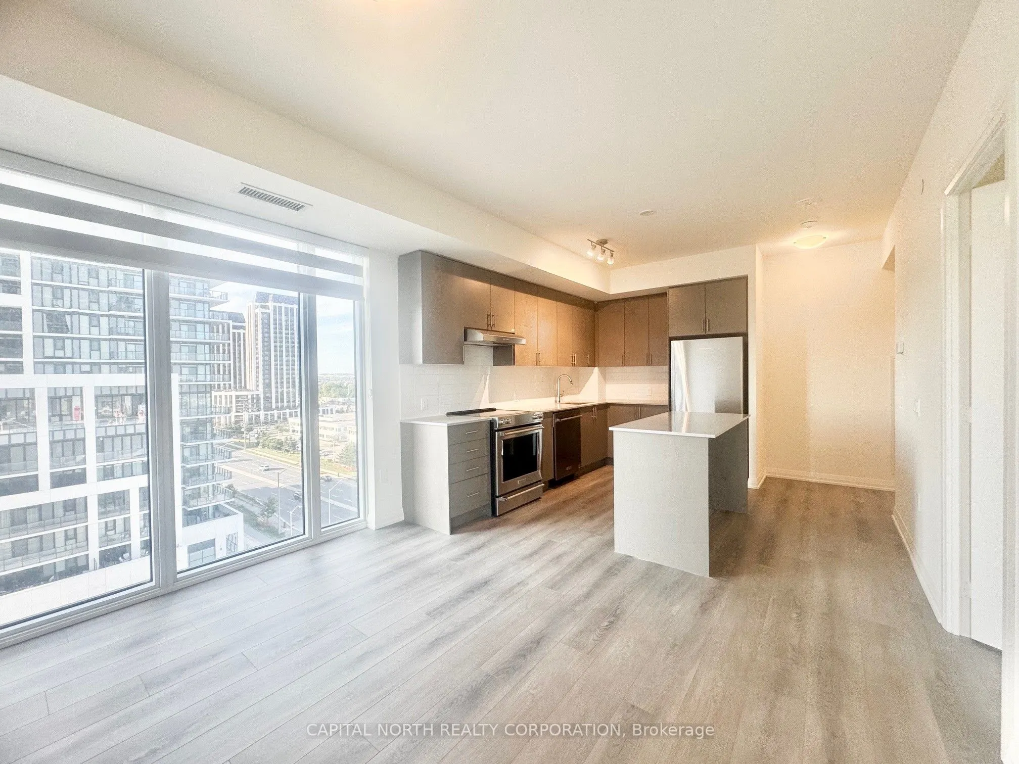 8960 Jane Street, #803