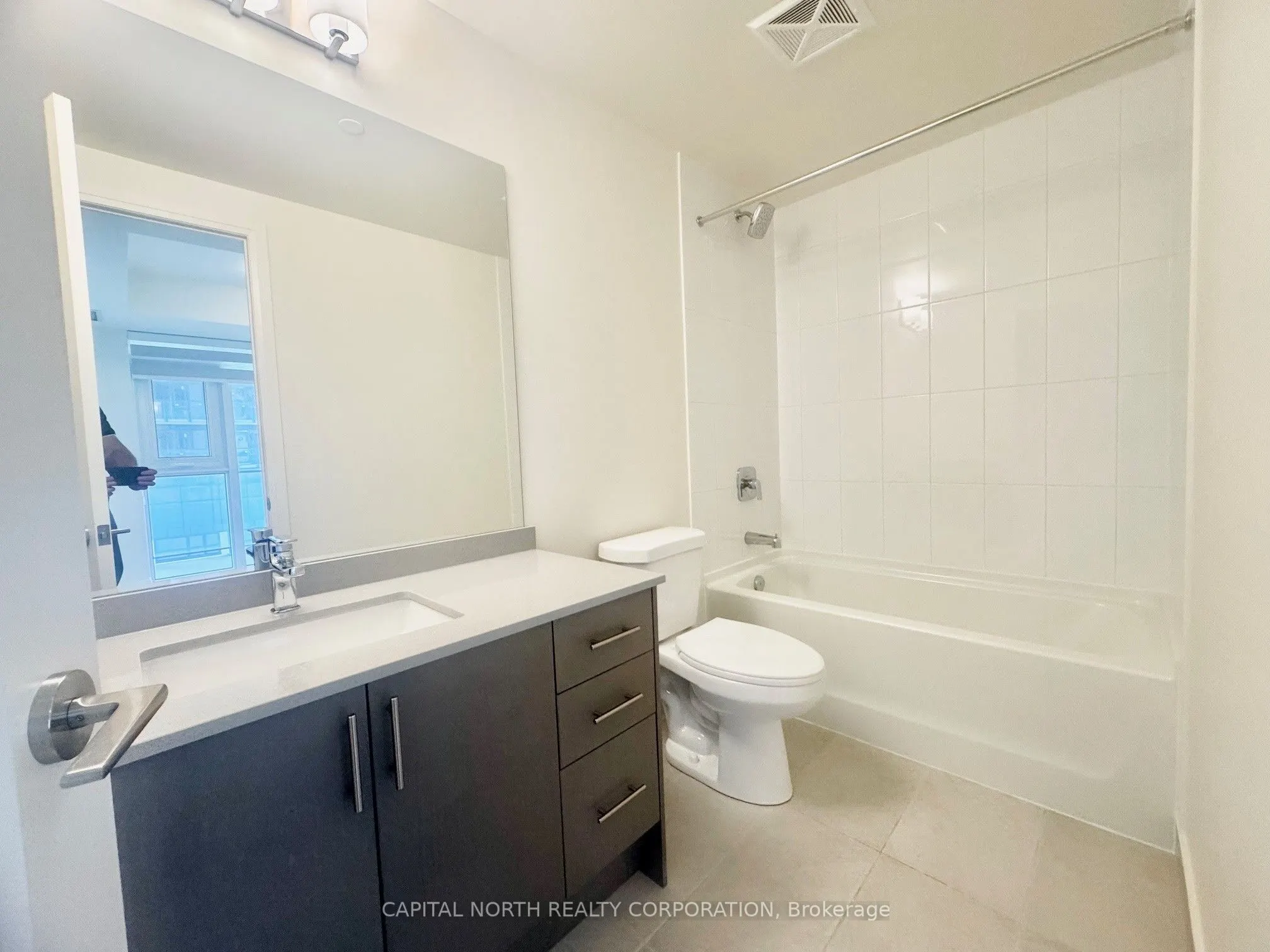 8960 Jane Street, #803