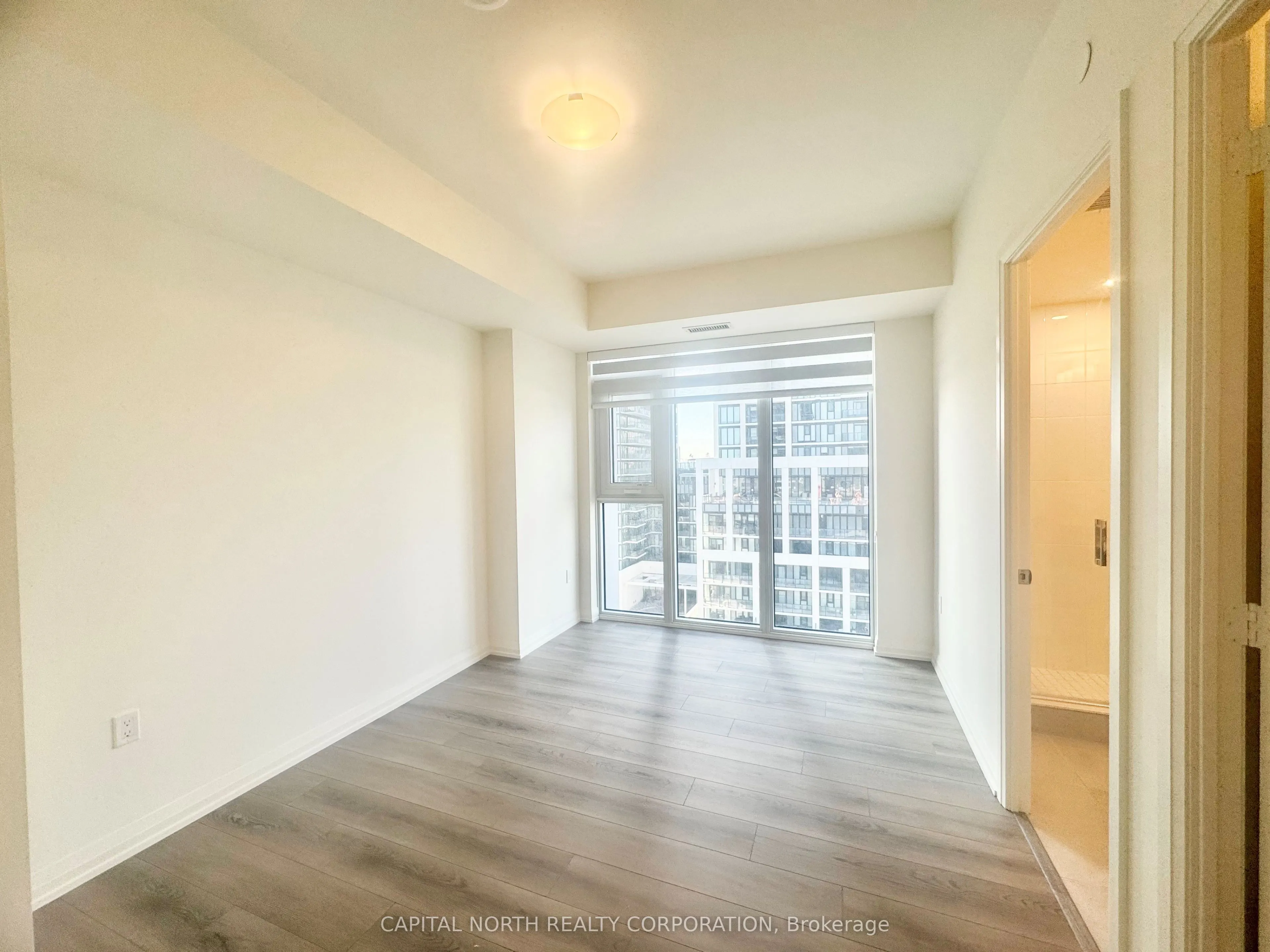 8960 Jane Street, #803