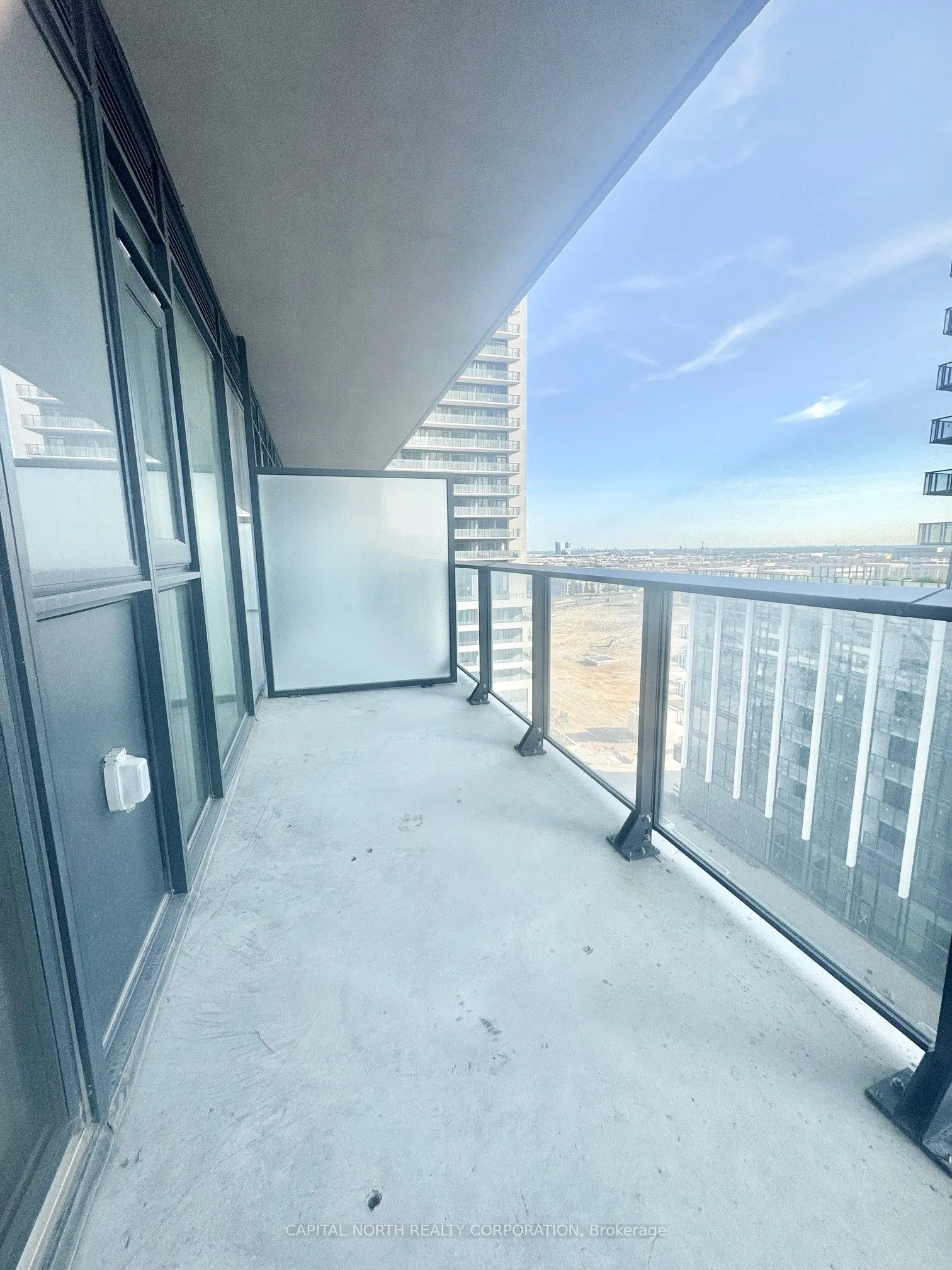 8960 Jane Street, #803