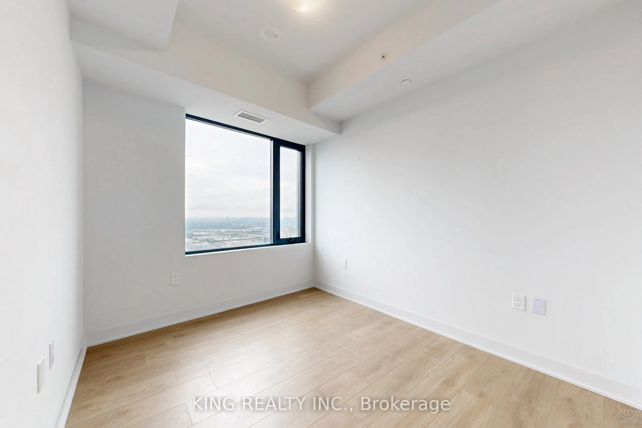 2920 Highway 7 Road E, #4907