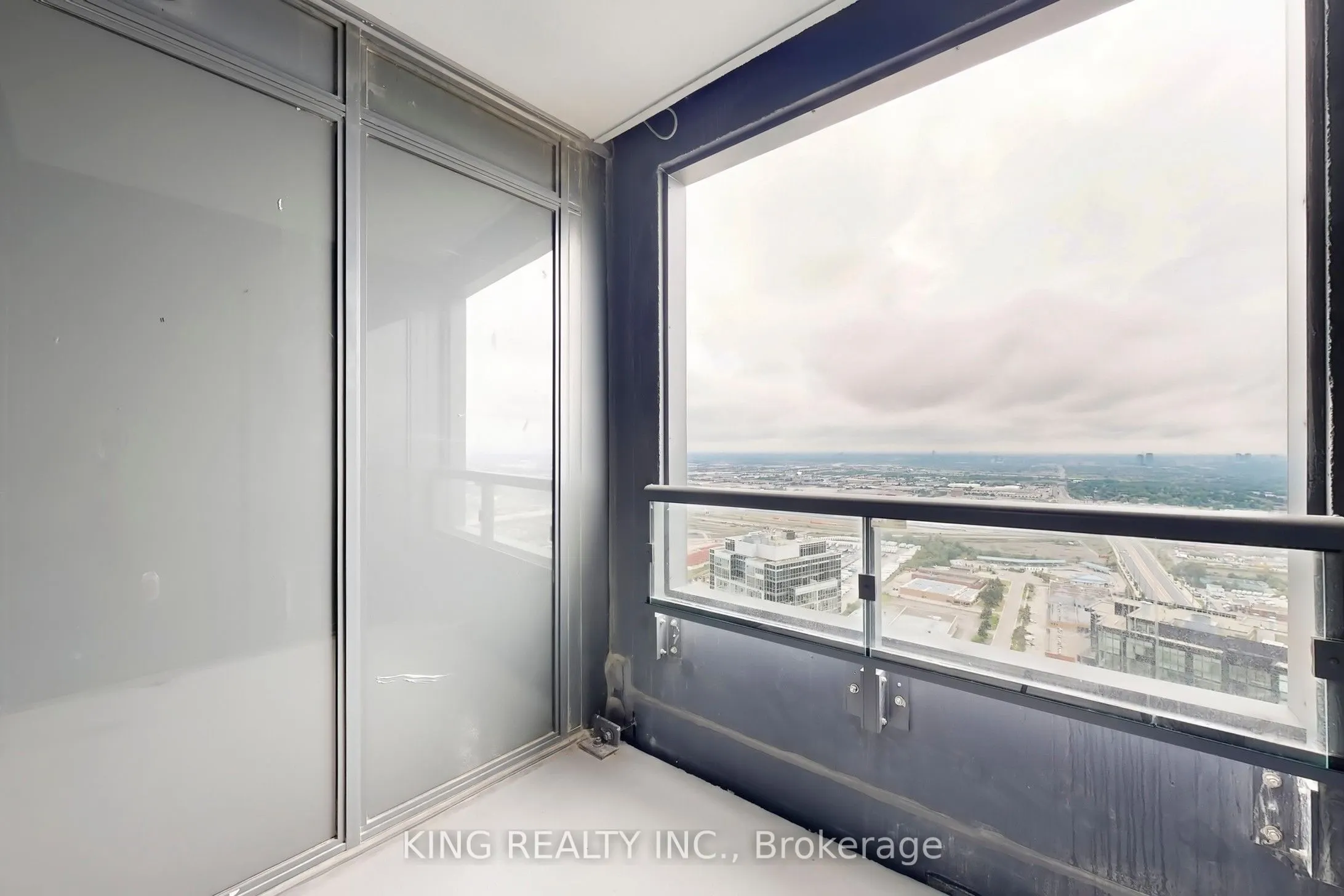 2920 Highway 7 Road E, #4907