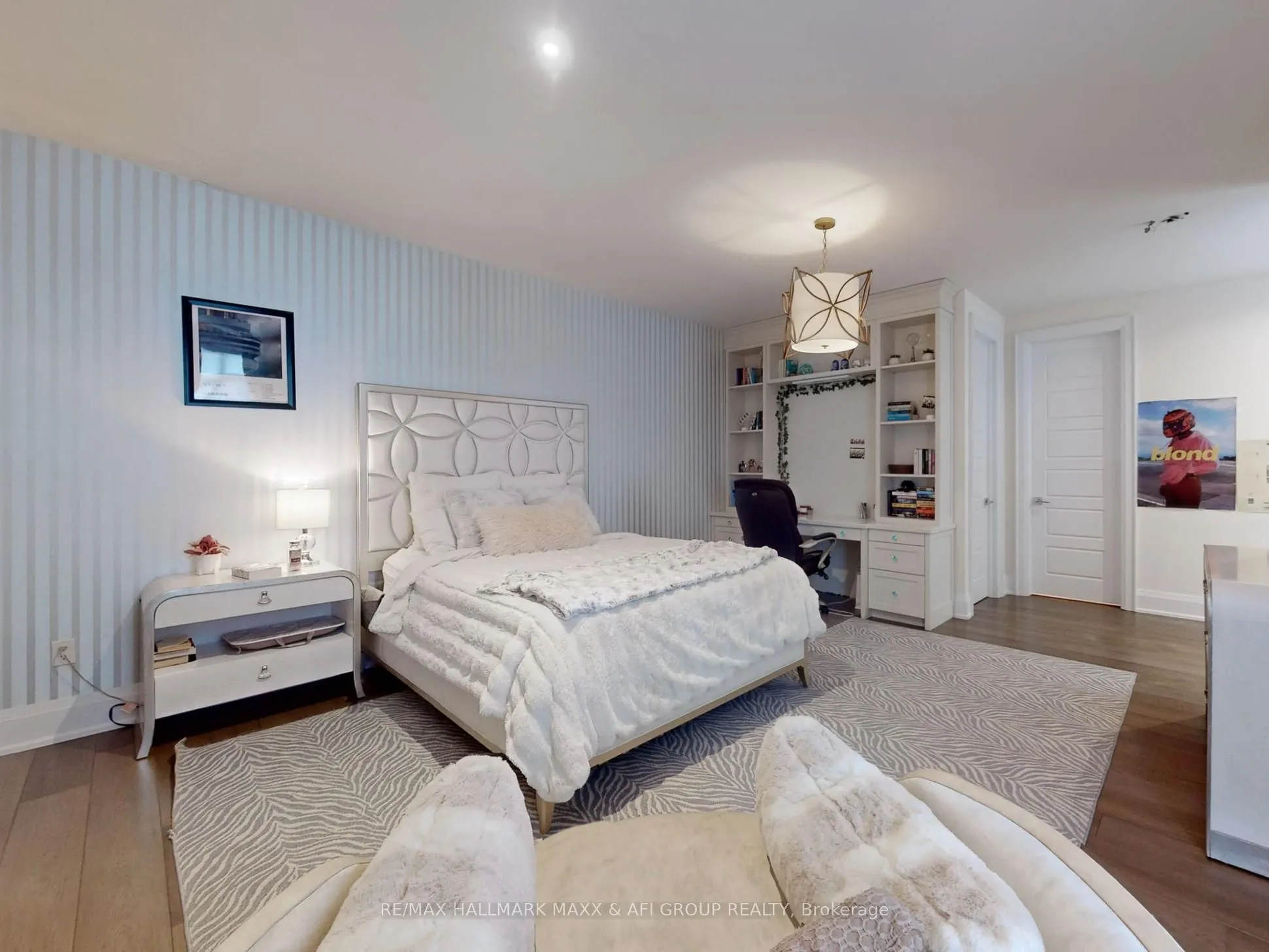 17 PETROLIA Court