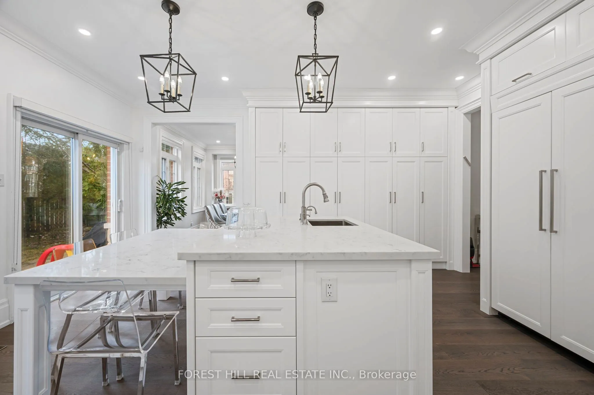75 Strauss Road