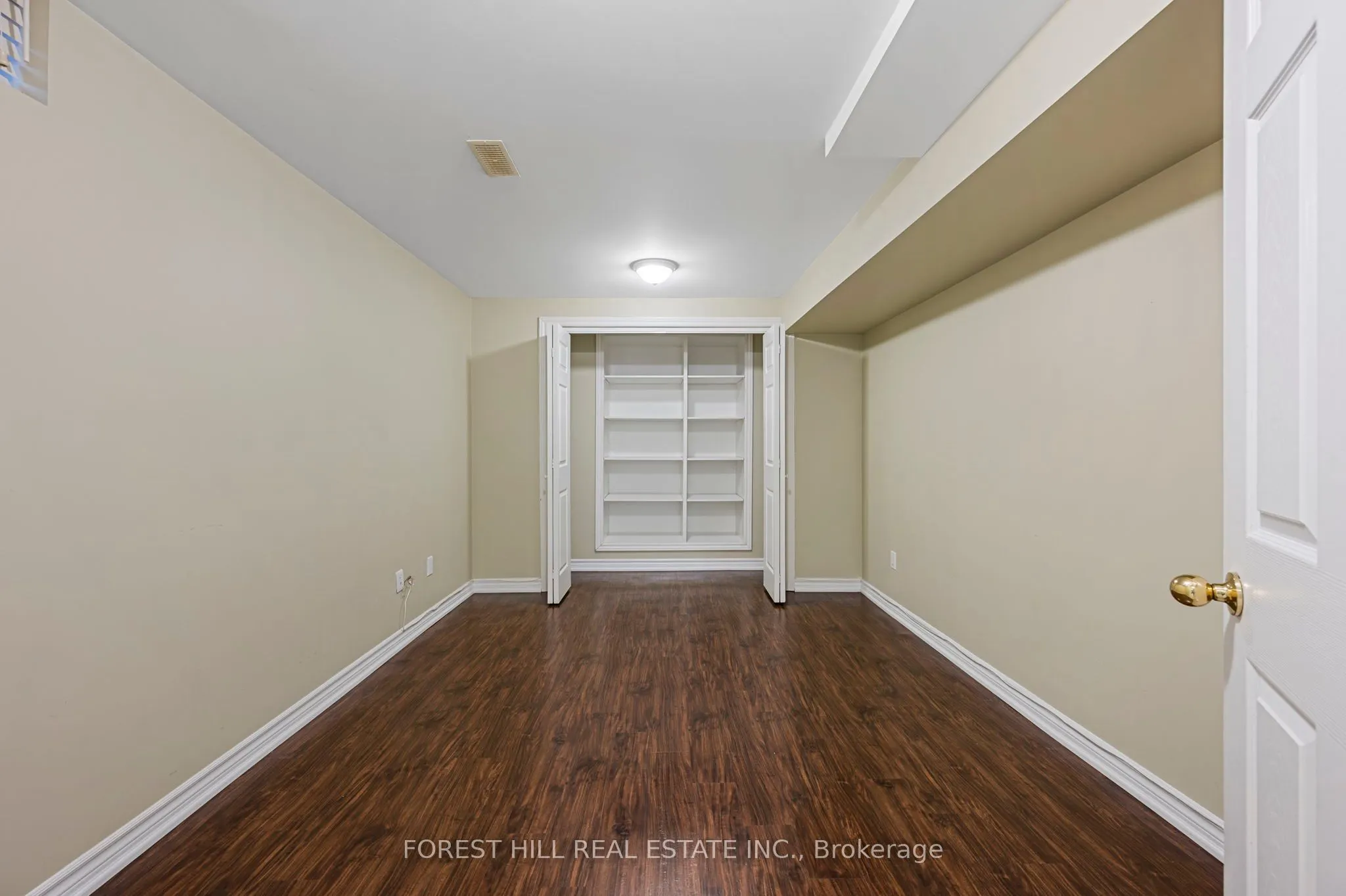 75 Strauss Road