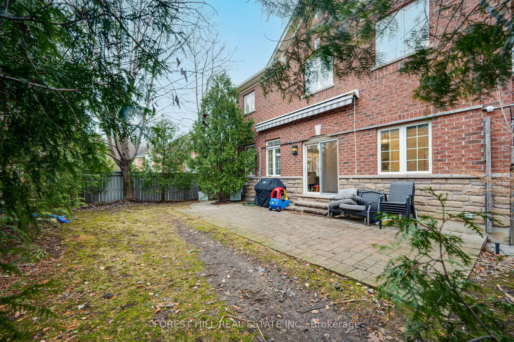 75 Strauss Road