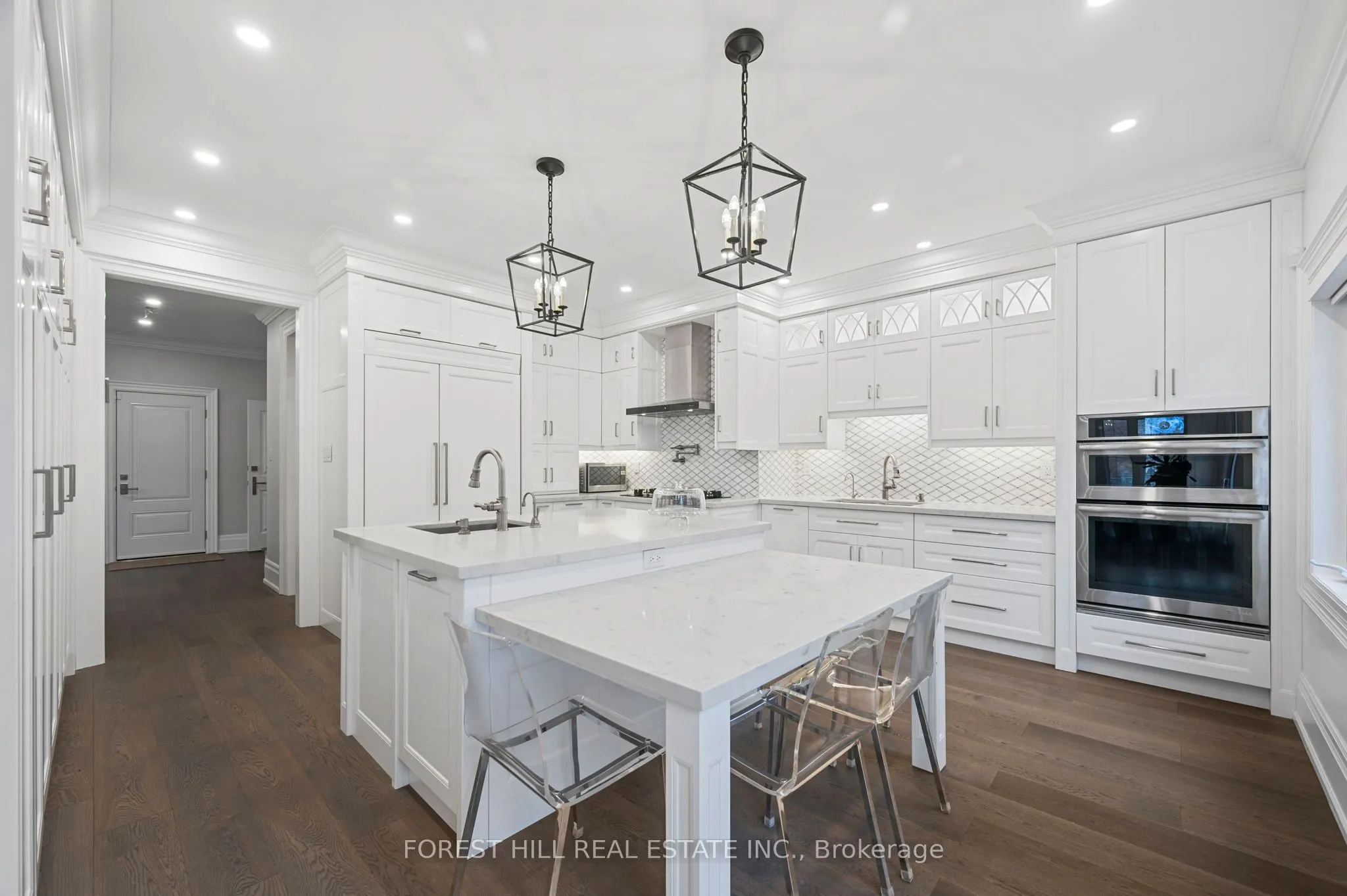 75 Strauss Road