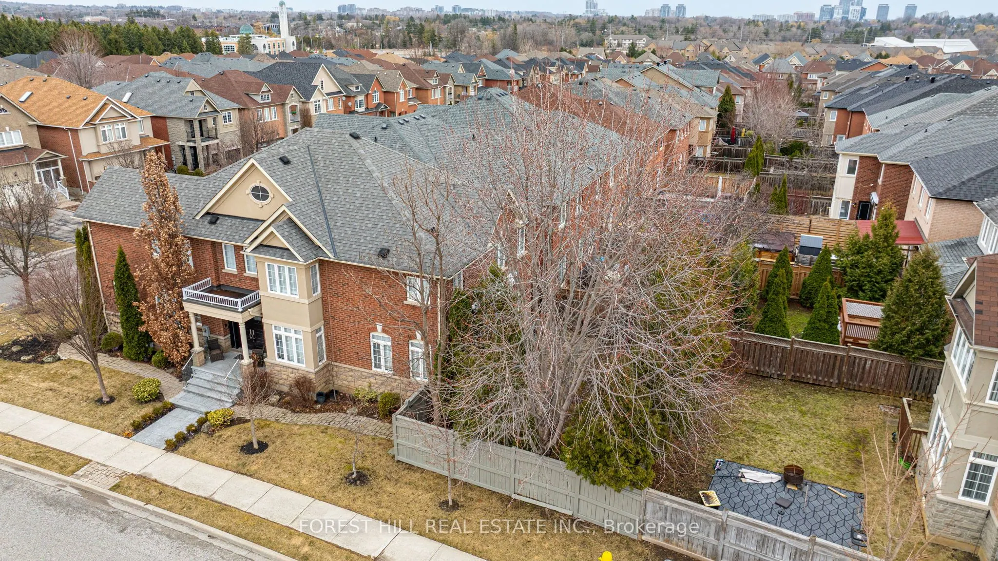75 Strauss Road