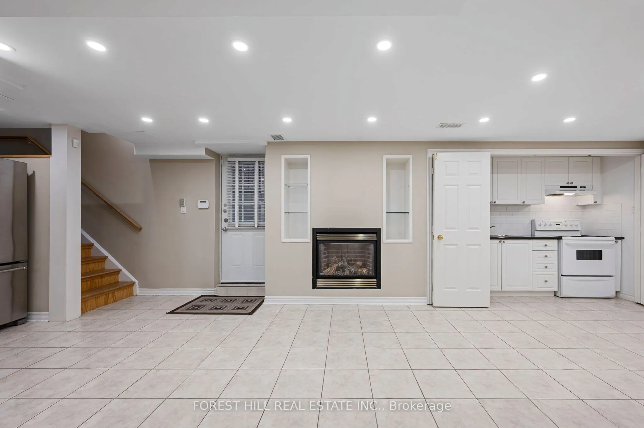 75 Strauss Road