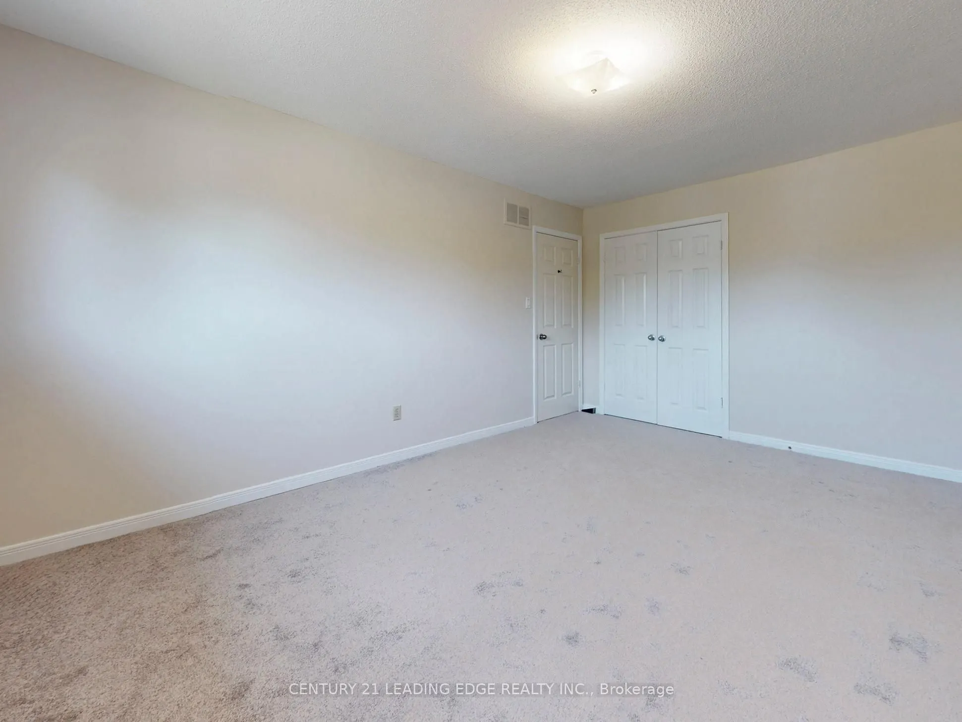 547 Village Parkway