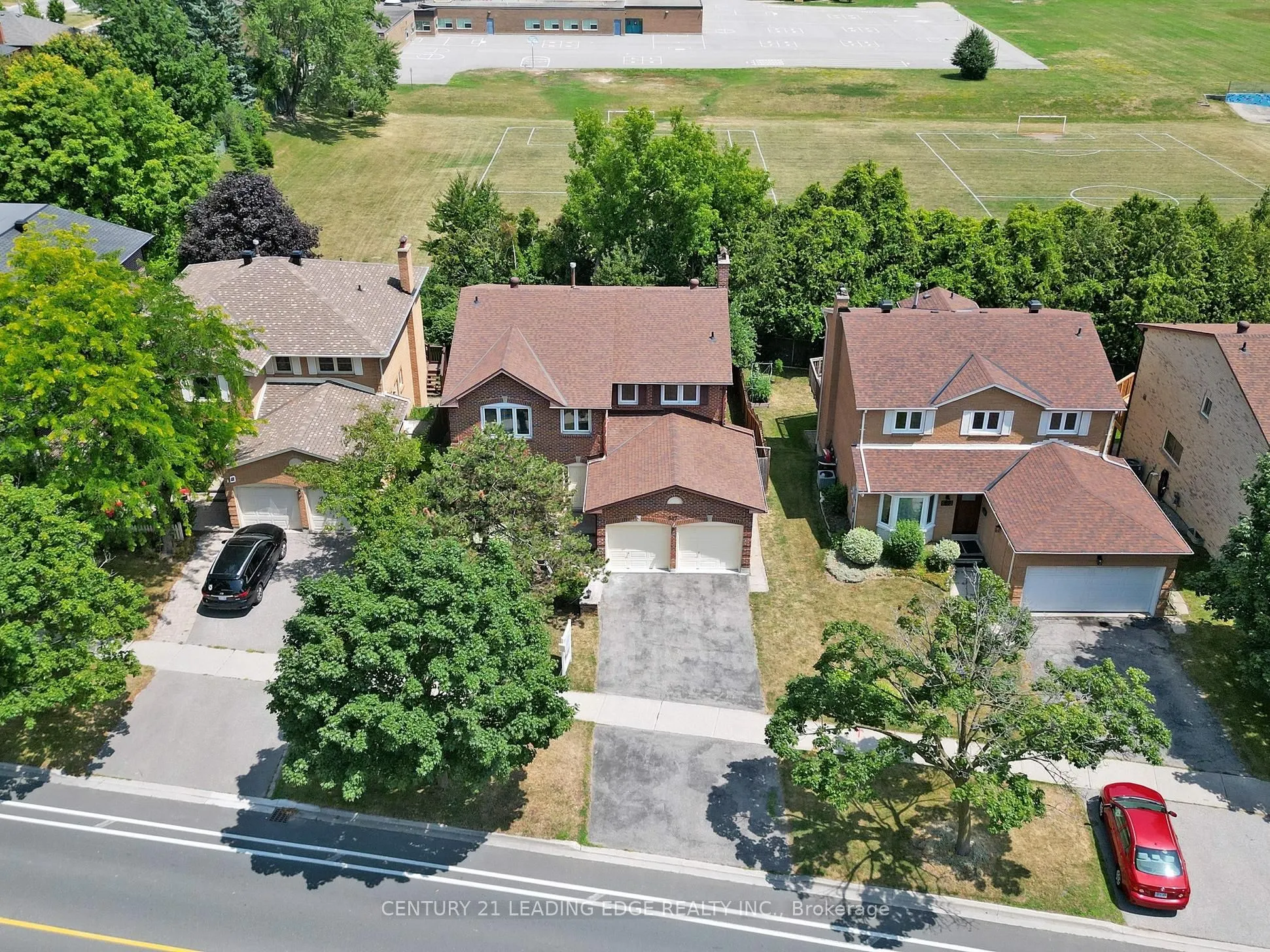 547 Village Parkway