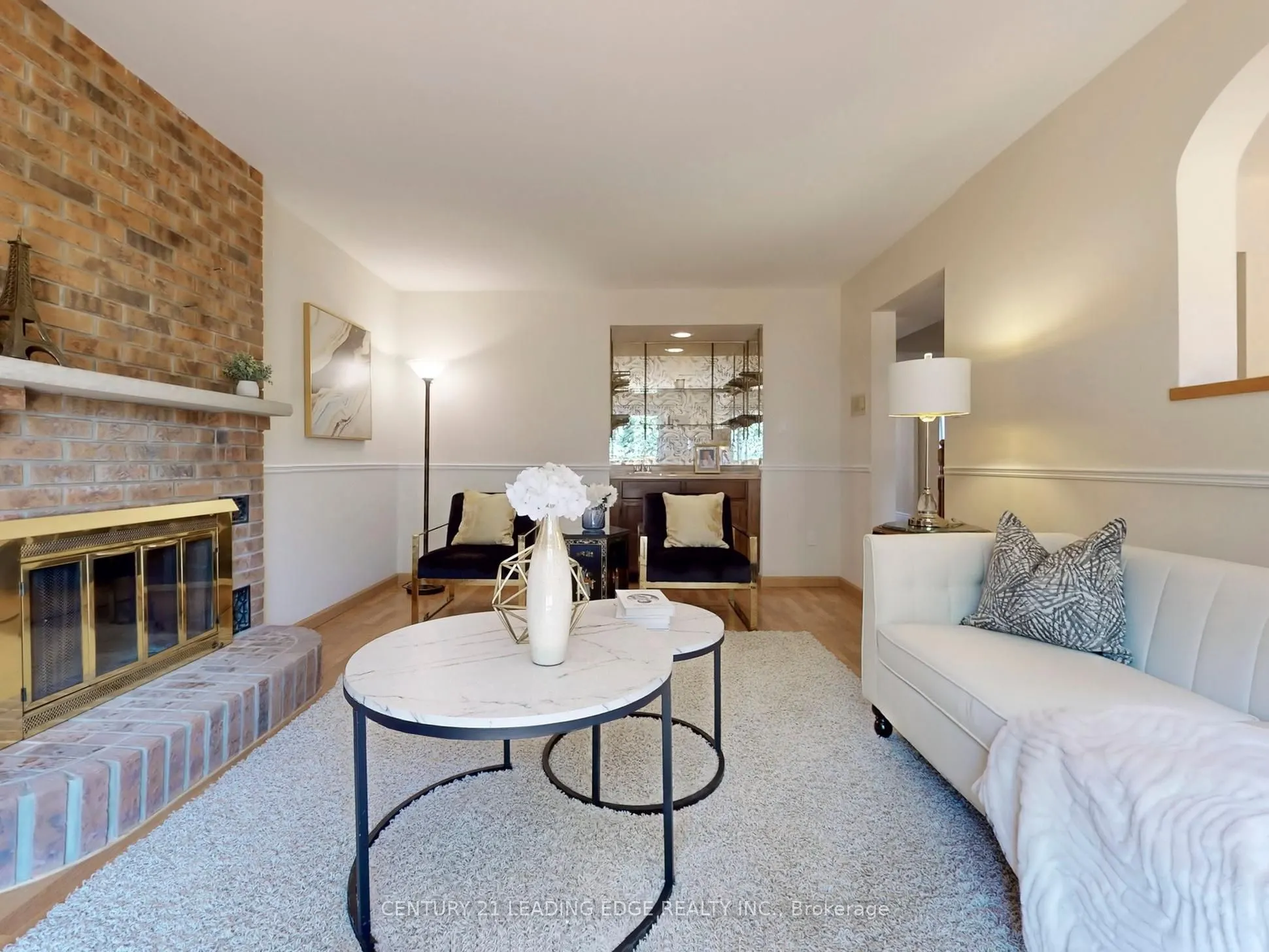 547 Village Parkway