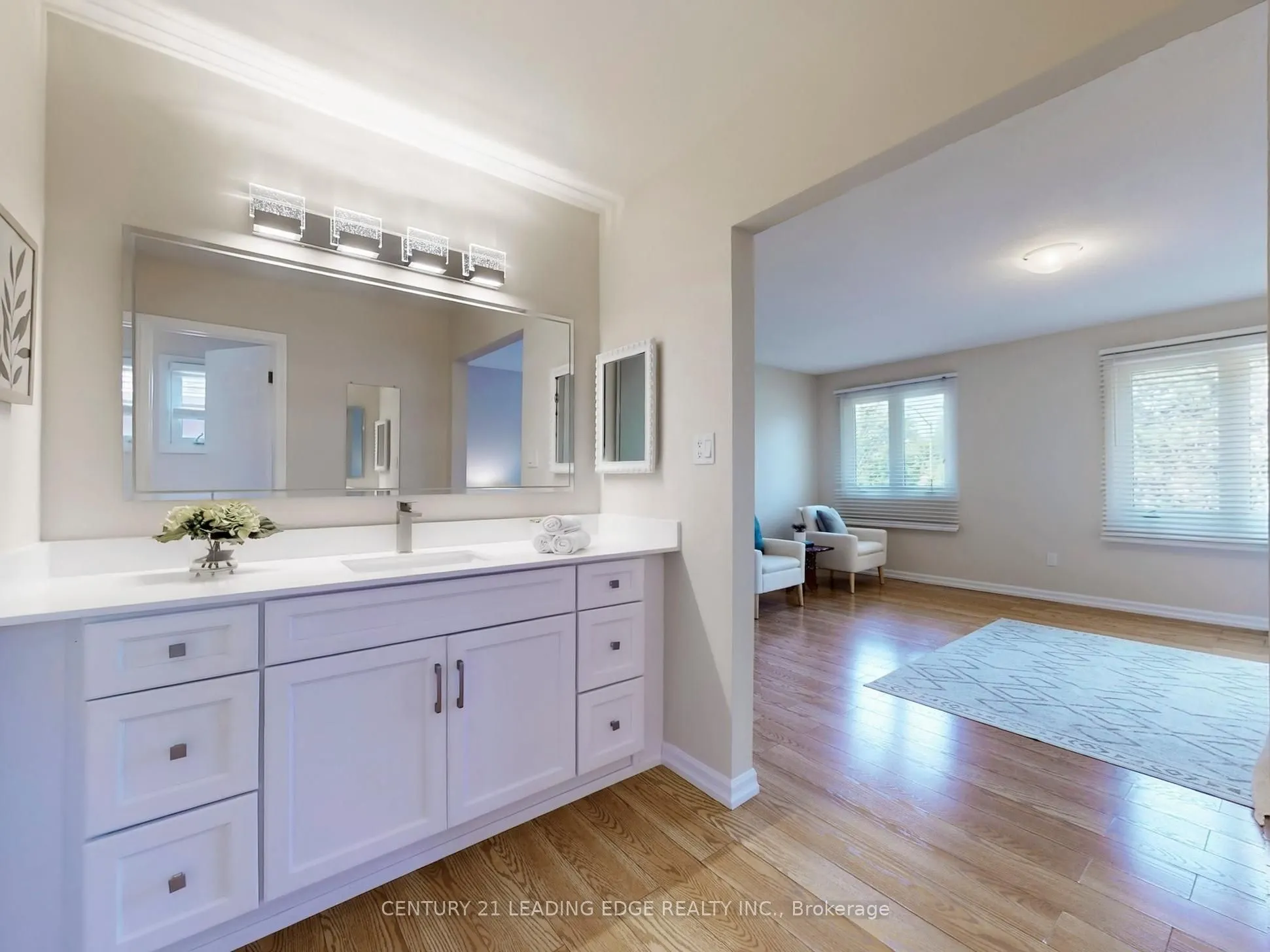 547 Village Parkway