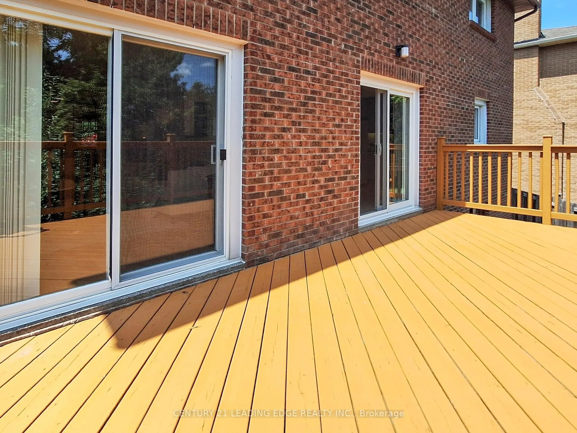 547 Village Parkway