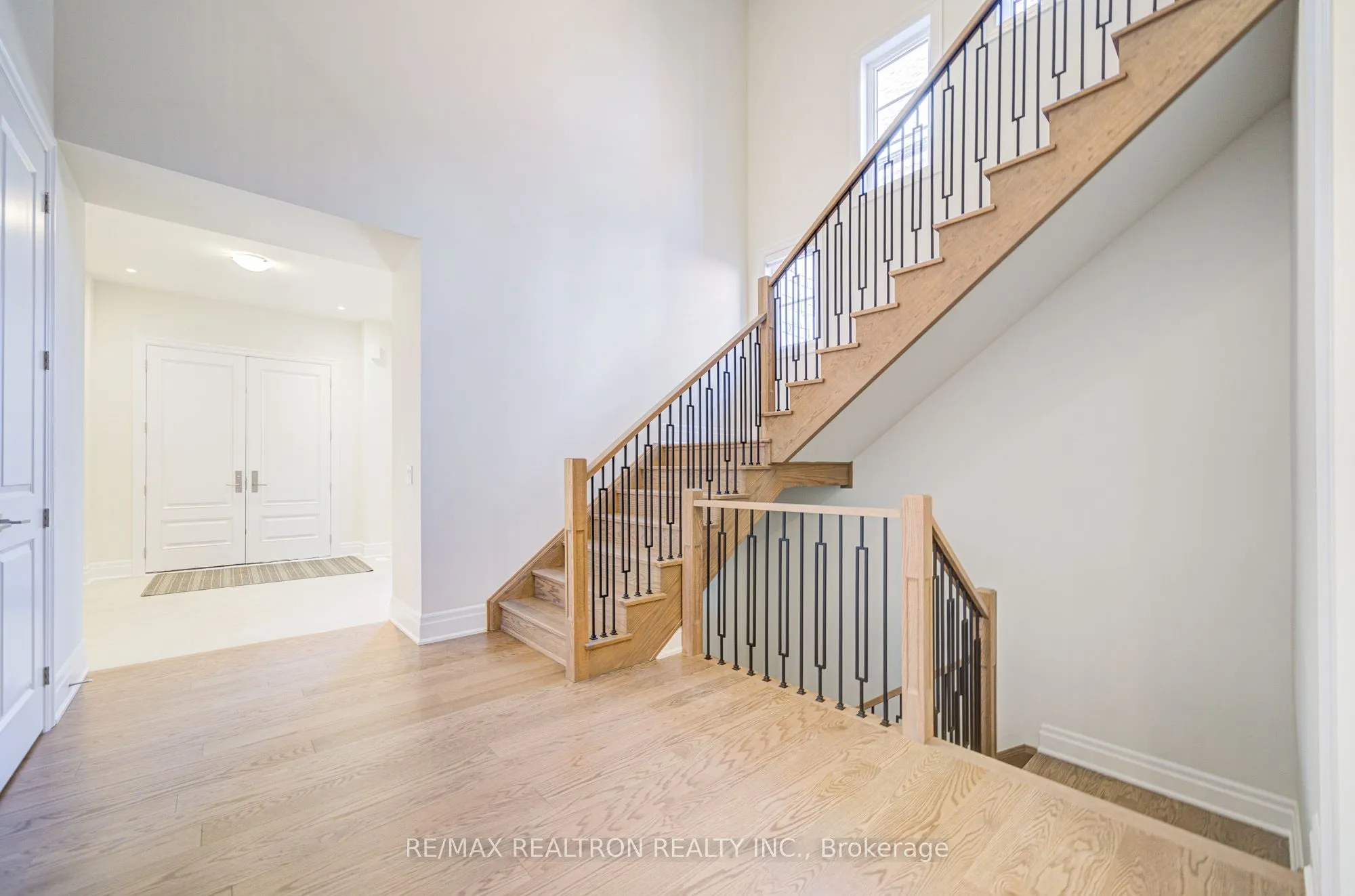 92 Sunny Acre Crescent