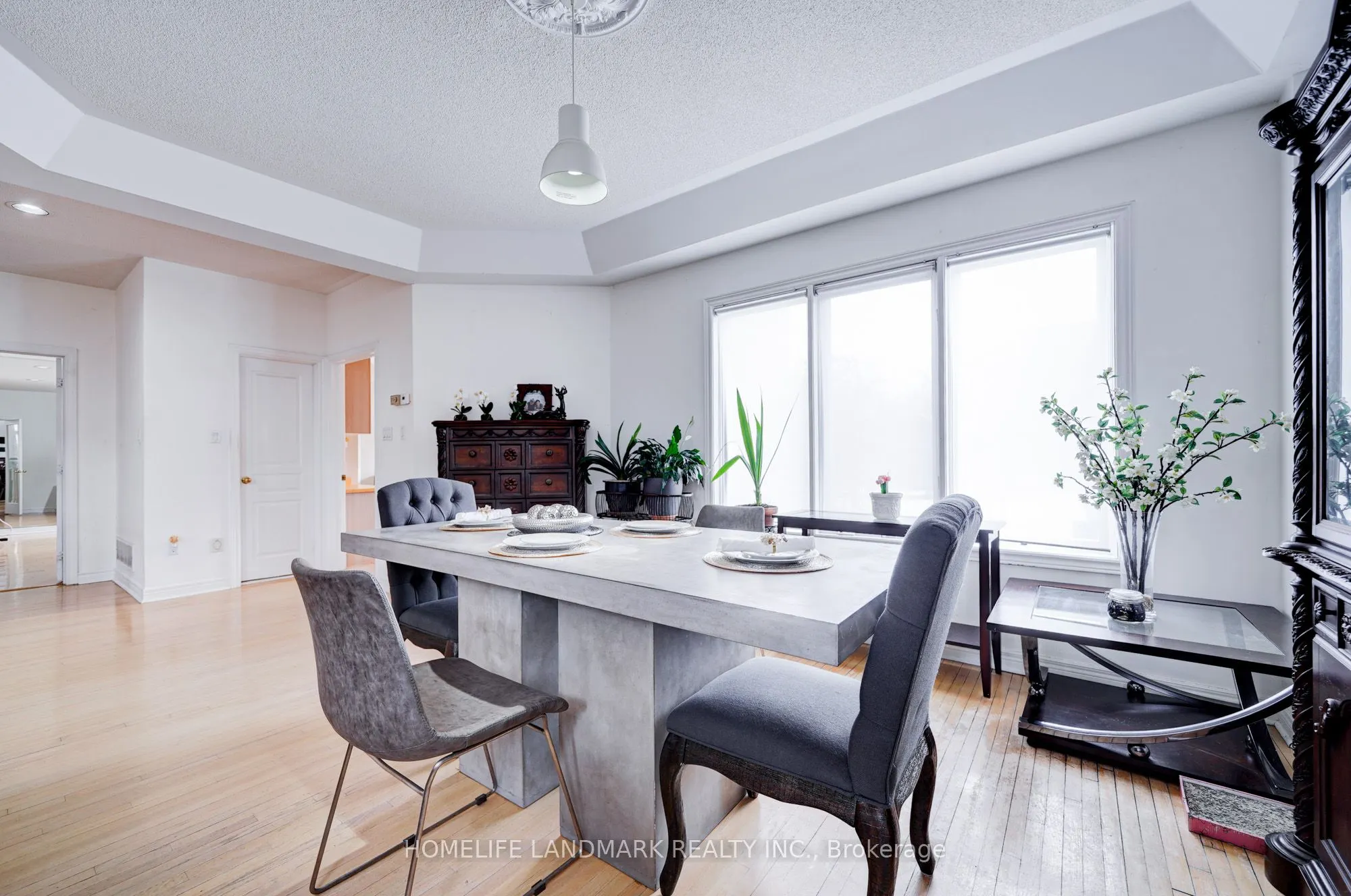 35 Forester Crescent