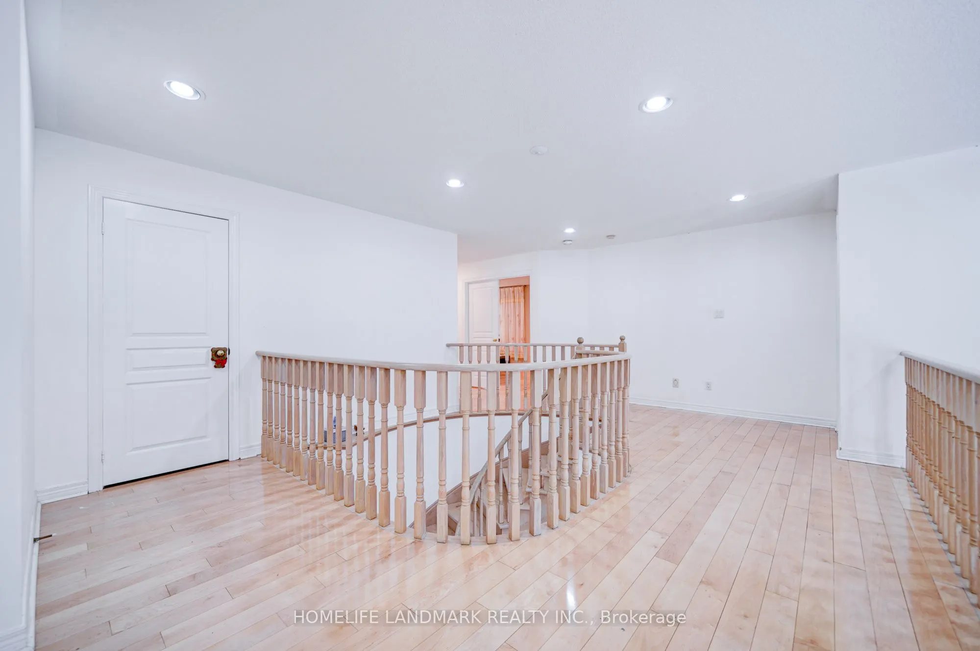 35 Forester Crescent