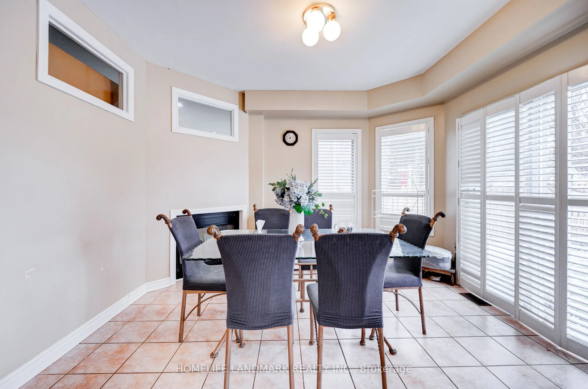 35 Forester Crescent