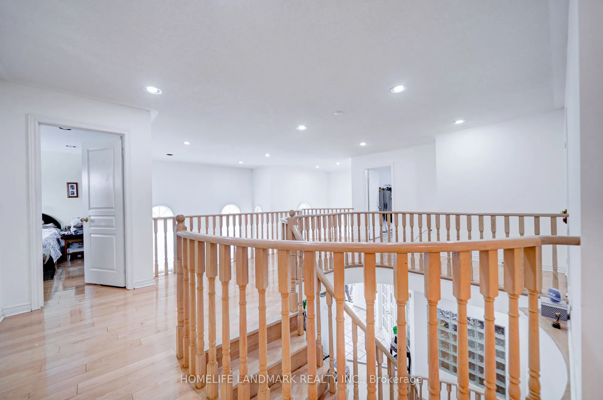 35 Forester Crescent