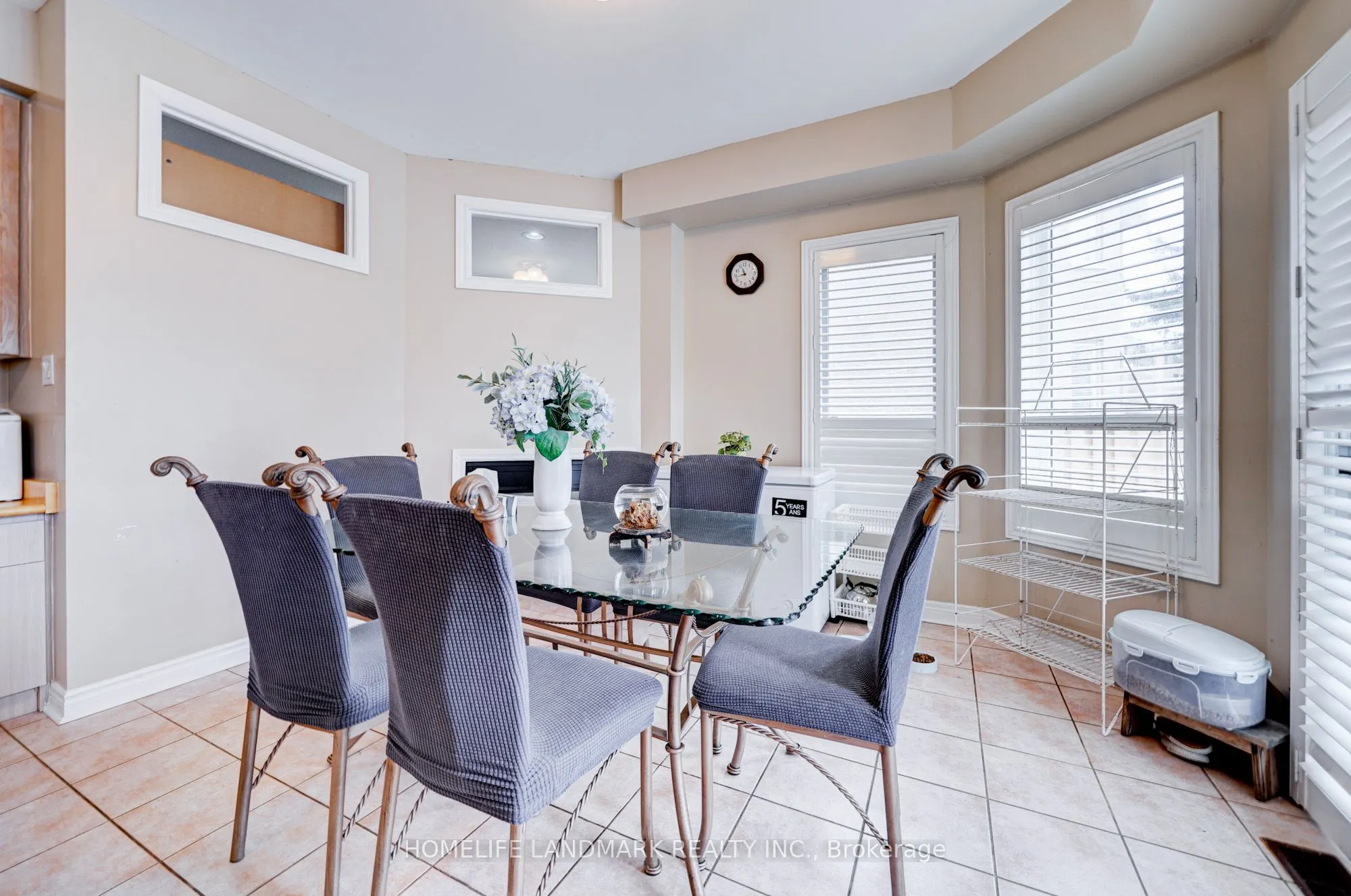 35 Forester Crescent