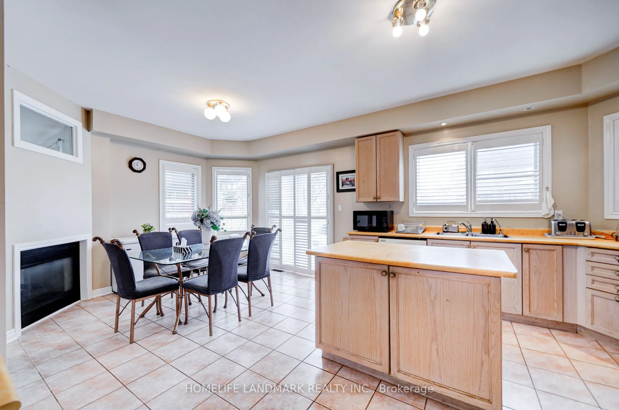 35 Forester Crescent