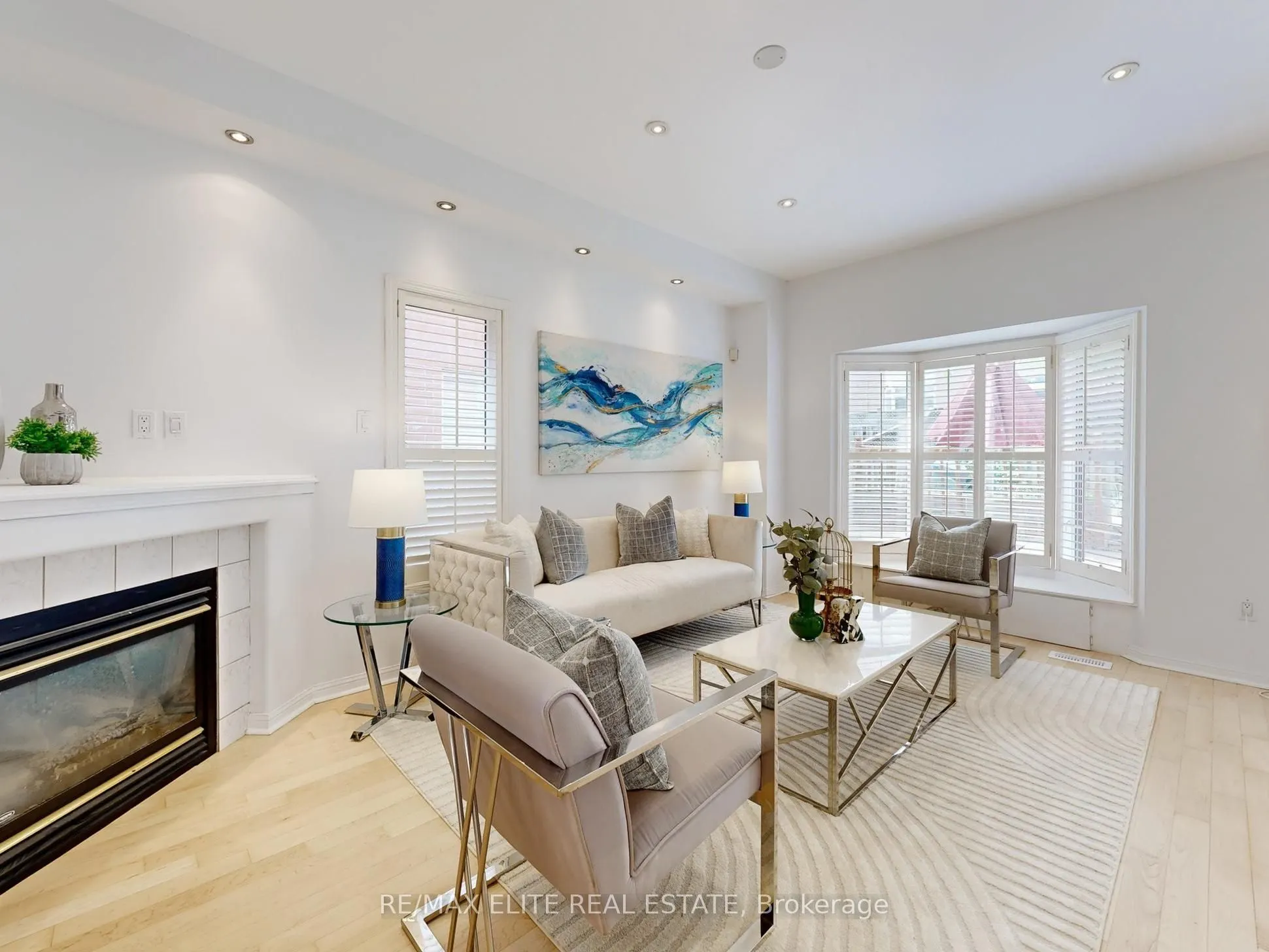 18 Sapphire Drive