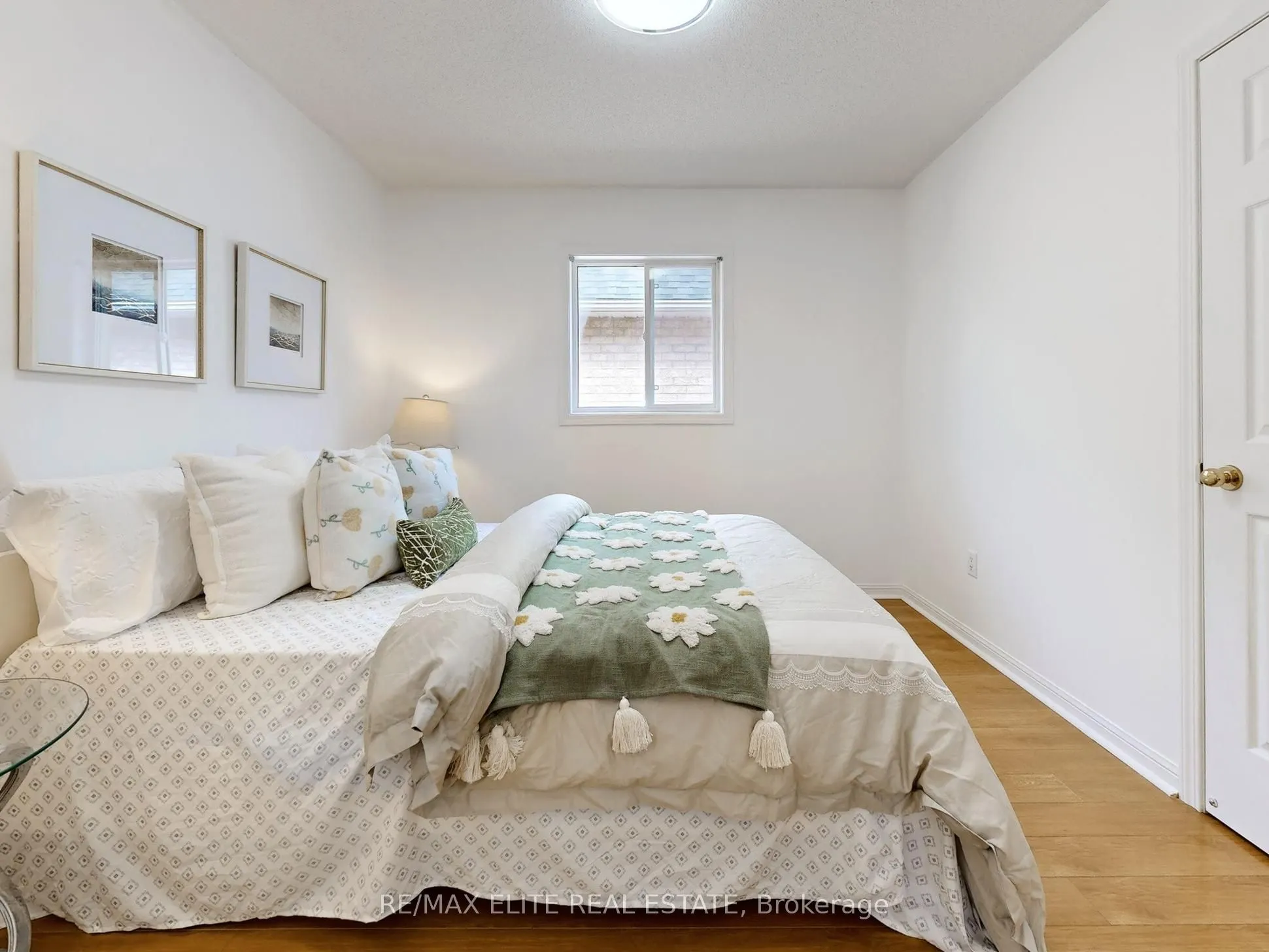 18 Sapphire Drive