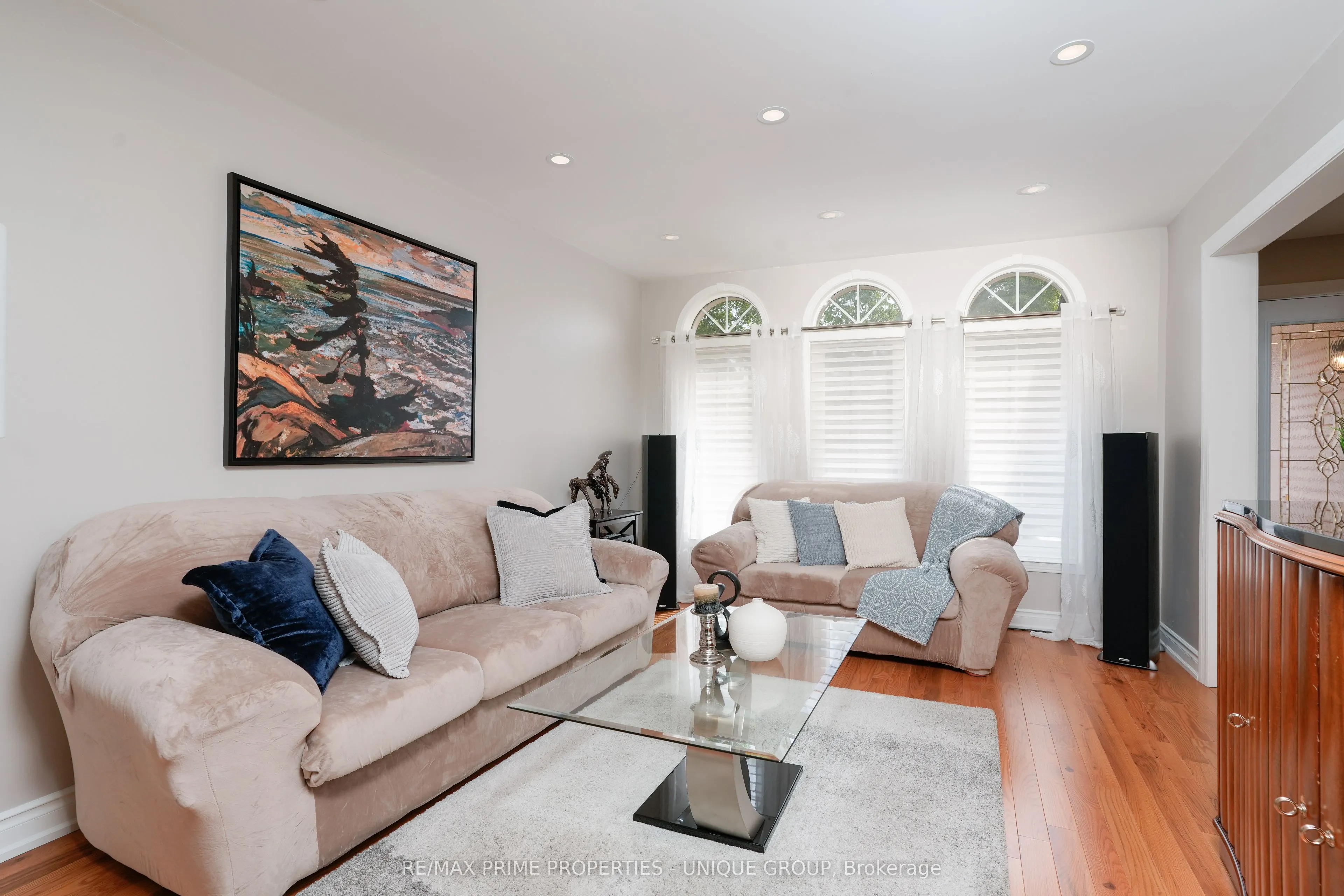 81 DEIB Crescent